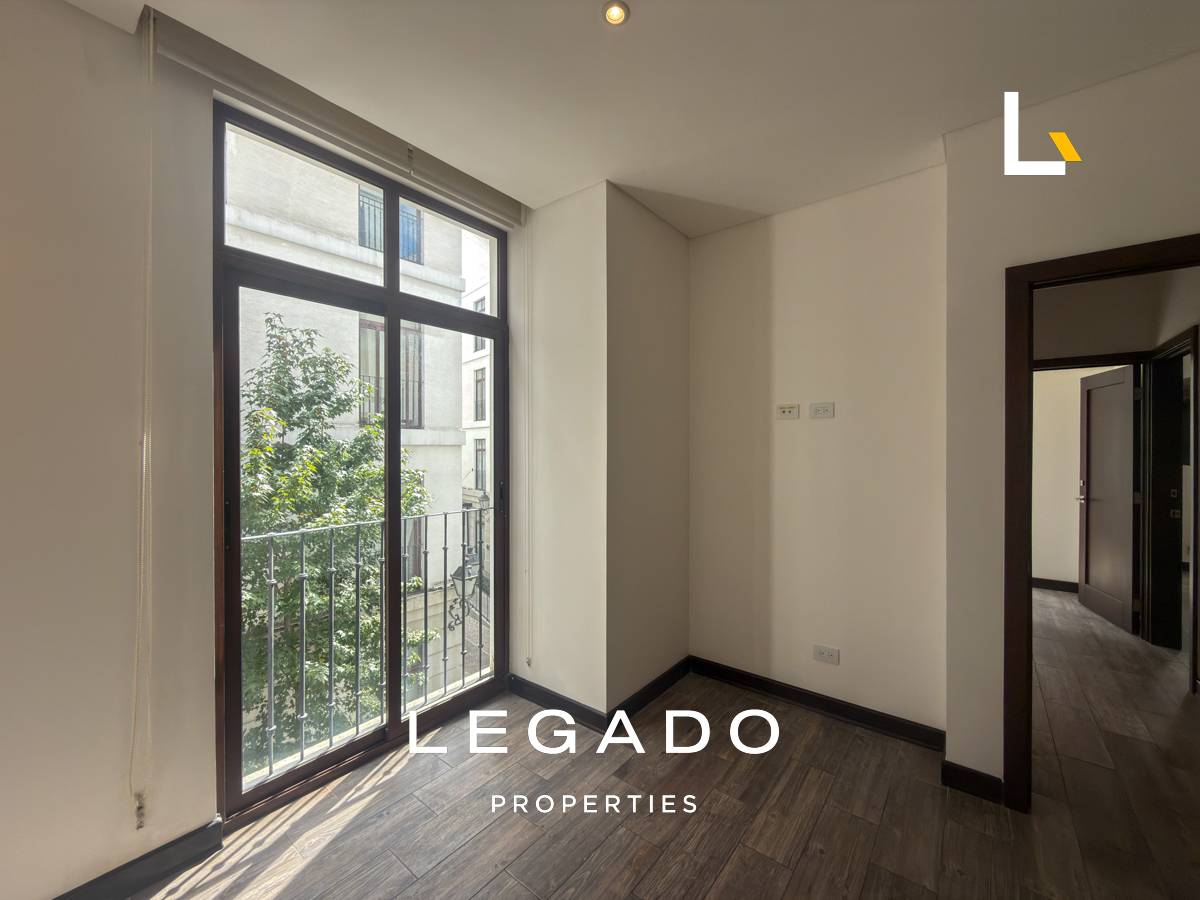 APARTAMENTO ZONA 16, EDIFICIO LIRIOS 1