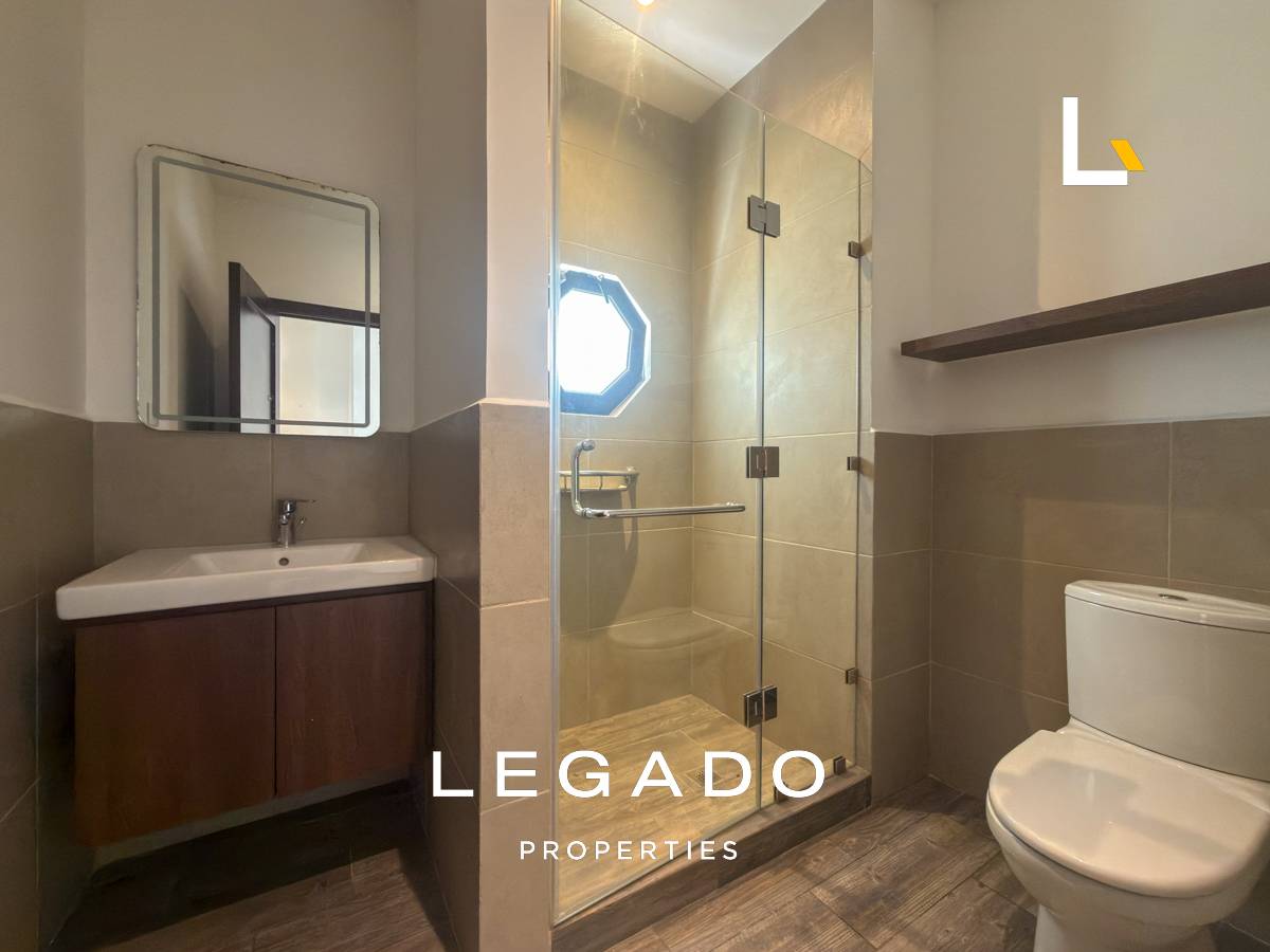 APARTAMENTO ZONA 16, EDIFICIO LIRIOS 1