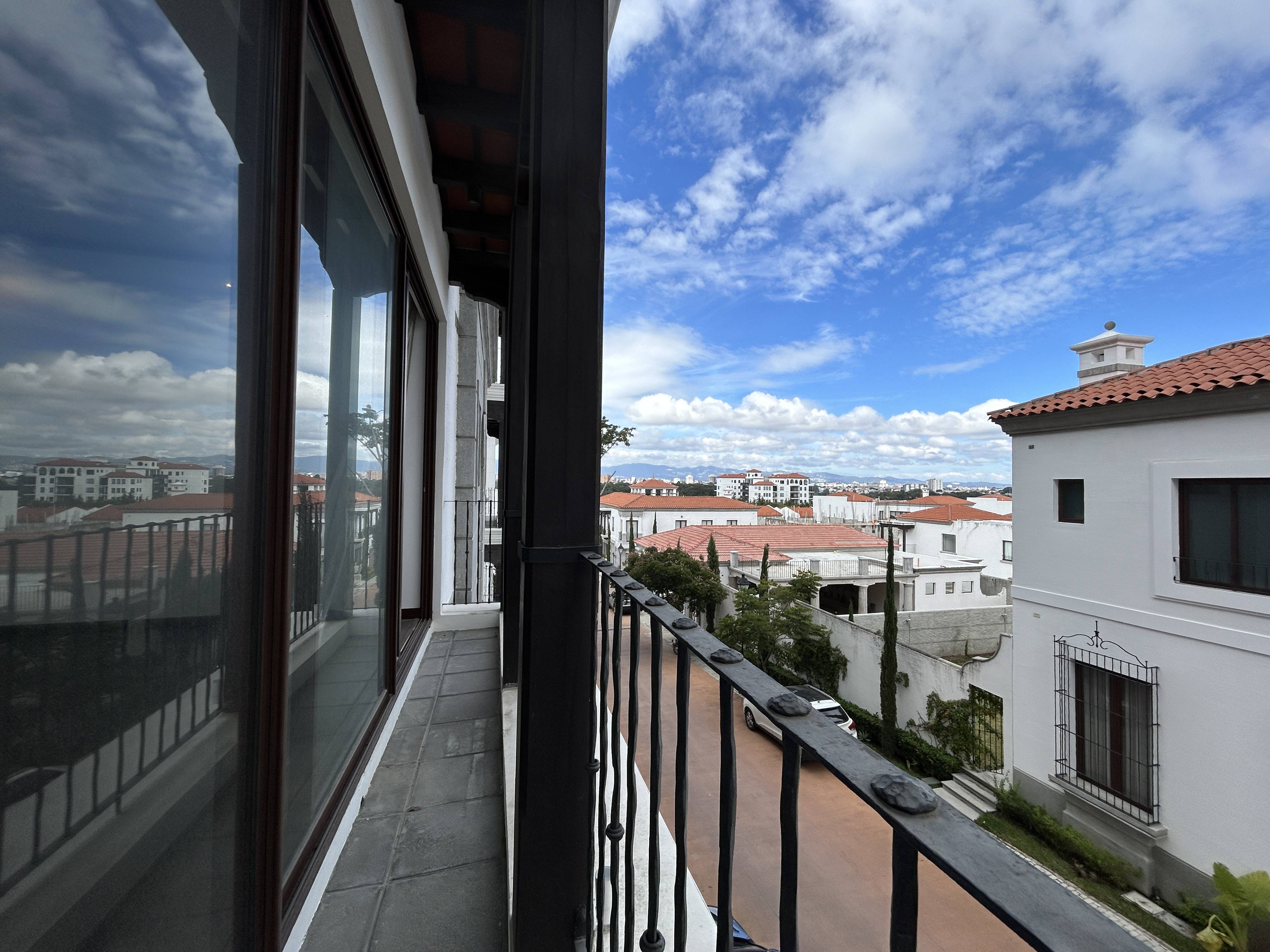 APARTAMENTO ZONA 16, EDIFICIO BELESA