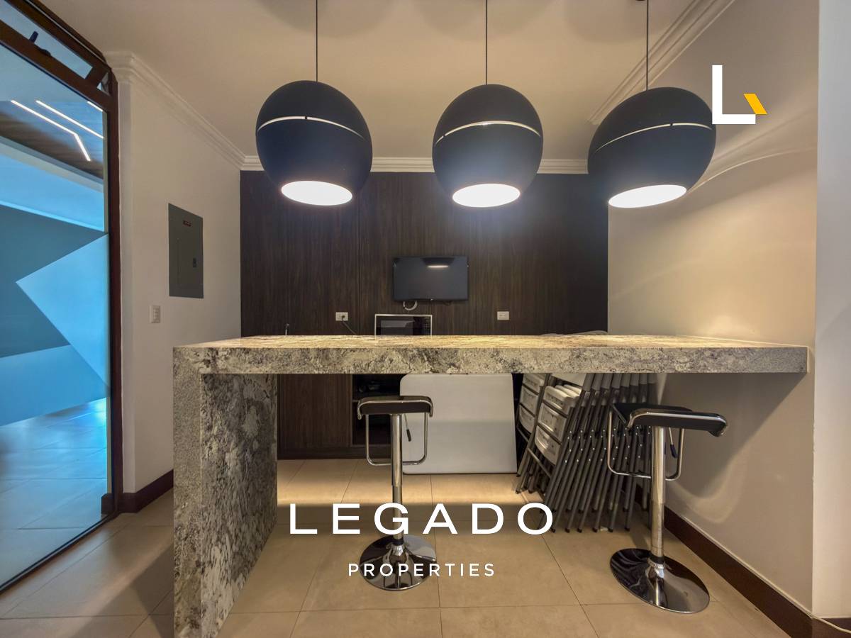 APARTAMENTO ZONA 10, EDIFICIO SALVATORE