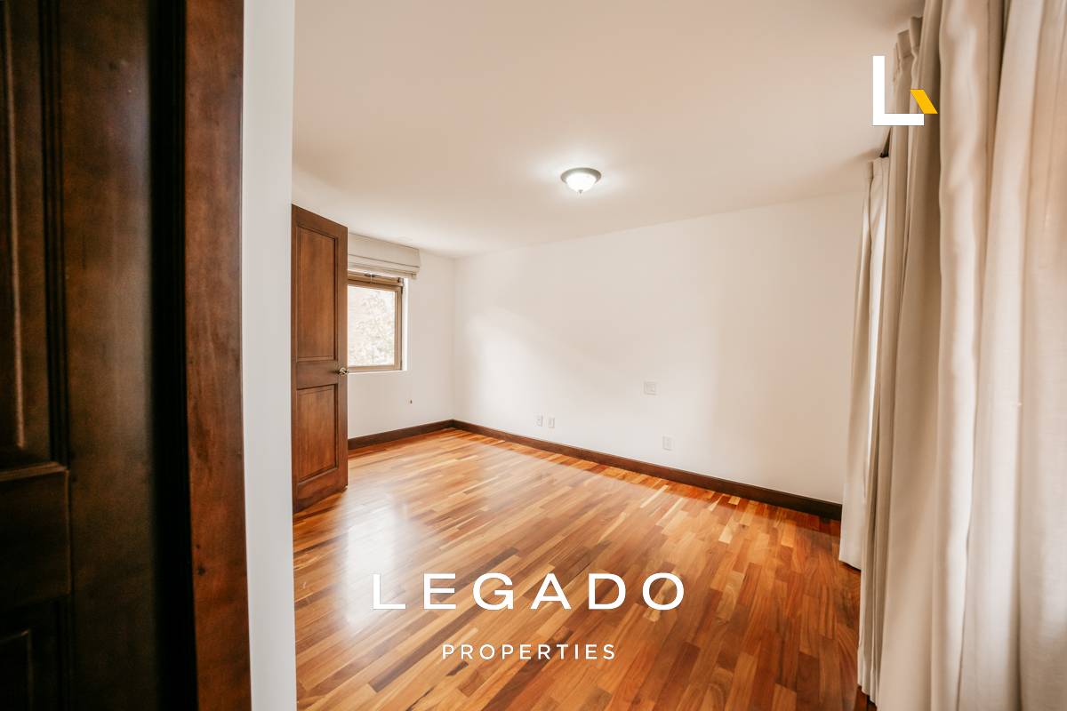CASA ZONA 10, CONDOMINIO PASAJE OAKLAND
