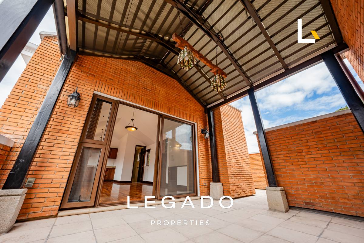 CASA ZONA 10, CONDOMINIO PASAJE OAKLAND