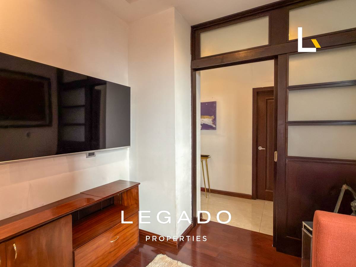 PENTHOUSE ZONA 15 EDIFICIO CATALONIA
