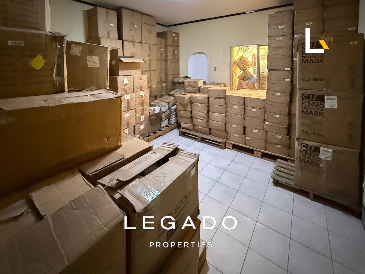 CASA, ZONA 10 PARA INVERSIÓN