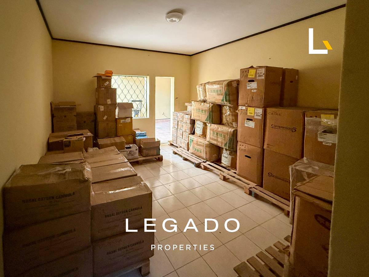 CASA, ZONA 10 PARA INVERSIÓN