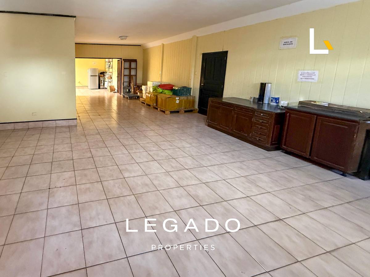 CASA, ZONA 10 PARA INVERSIÓN