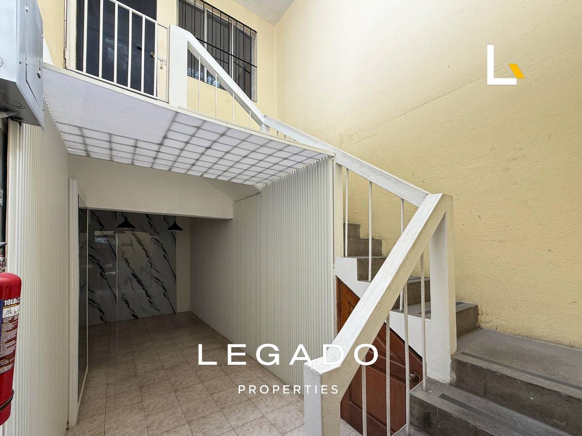 CASA, ZONA 10 PARA INVERSIÓN