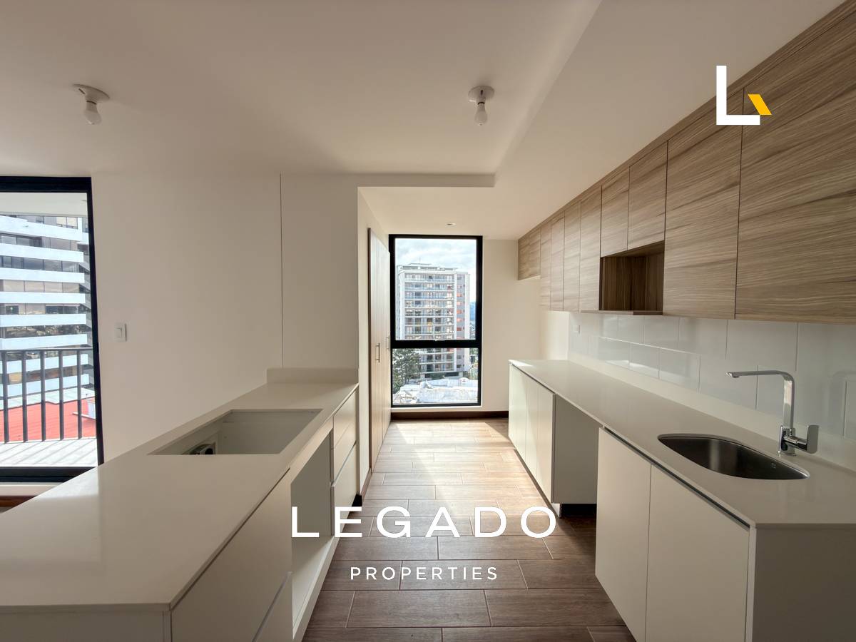 APARTAMENTO ZONA 13, EDIFICIO TORRE MILEA