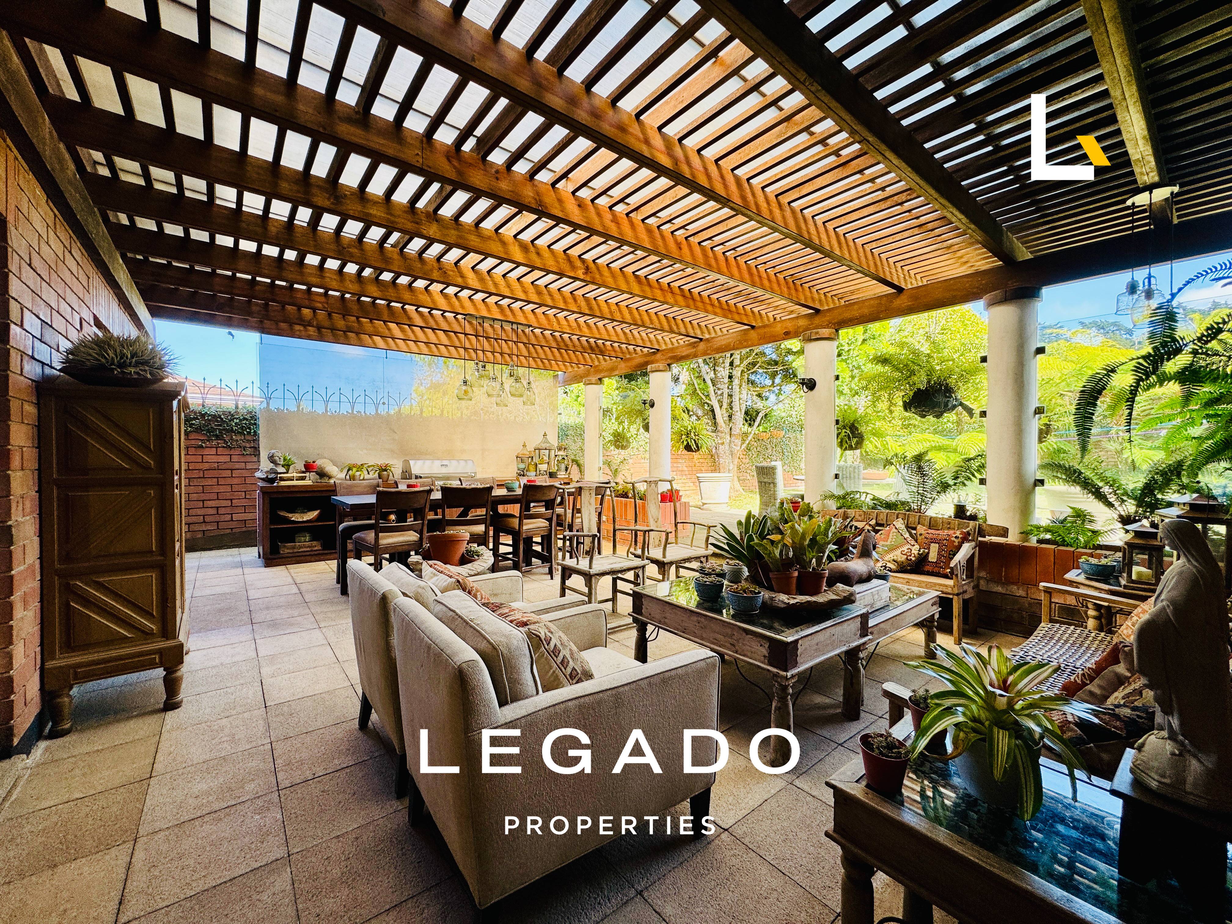 CASA CAES, CONDOMINIO LAS LUCES