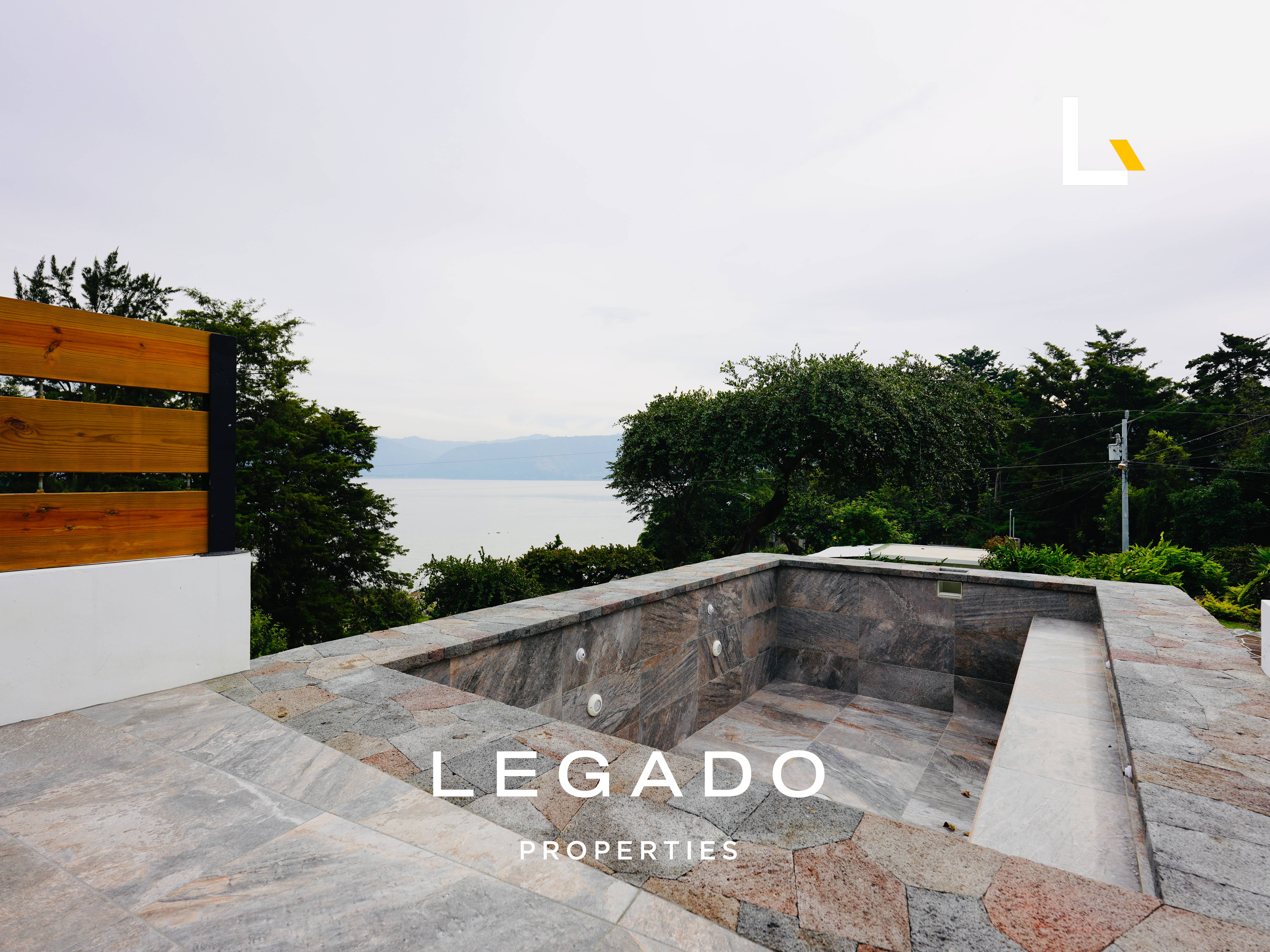 CASA ATITLÁN, CERRO DE ORO