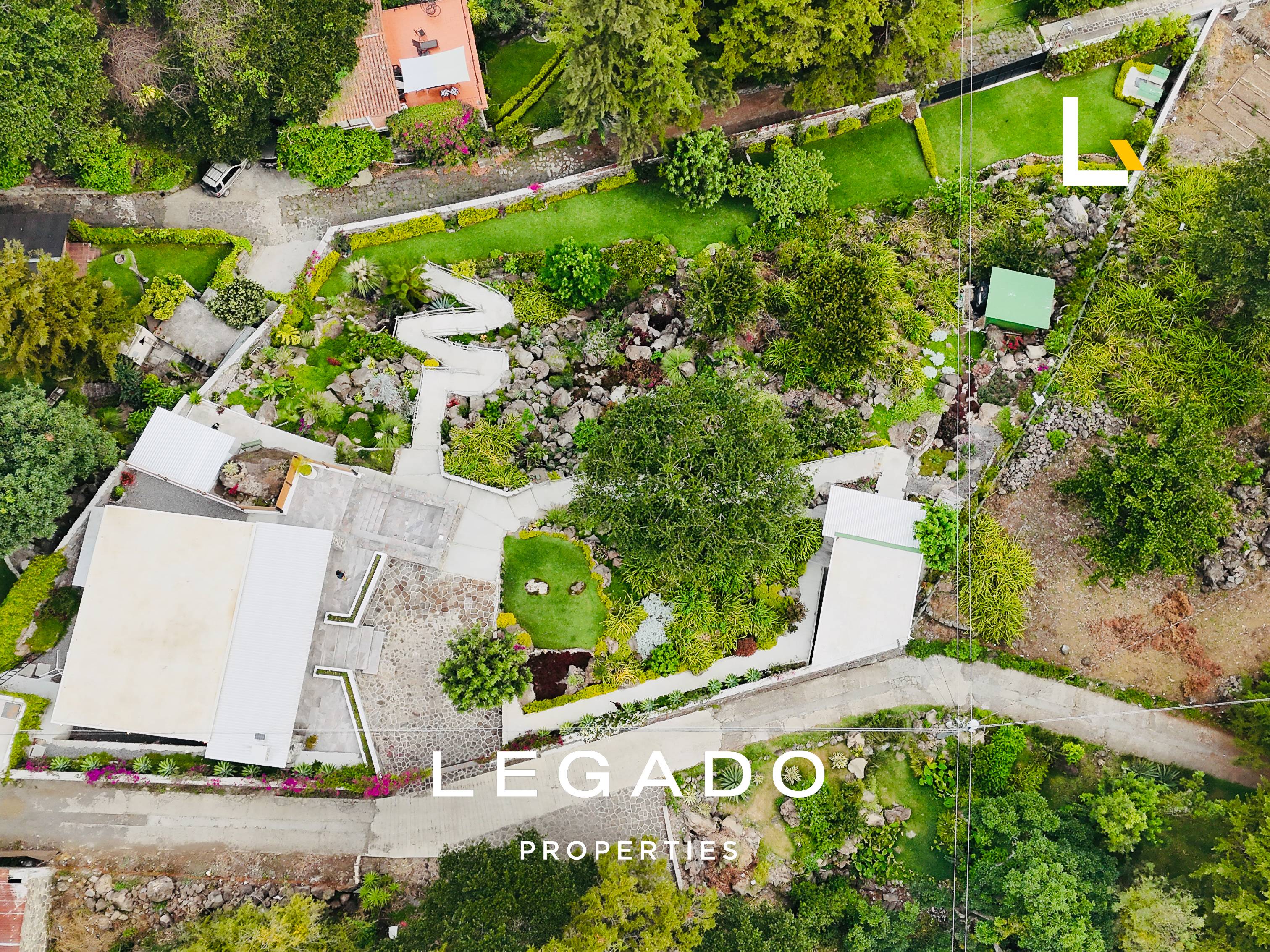 CASA ATITLÁN, CERRO DE ORO