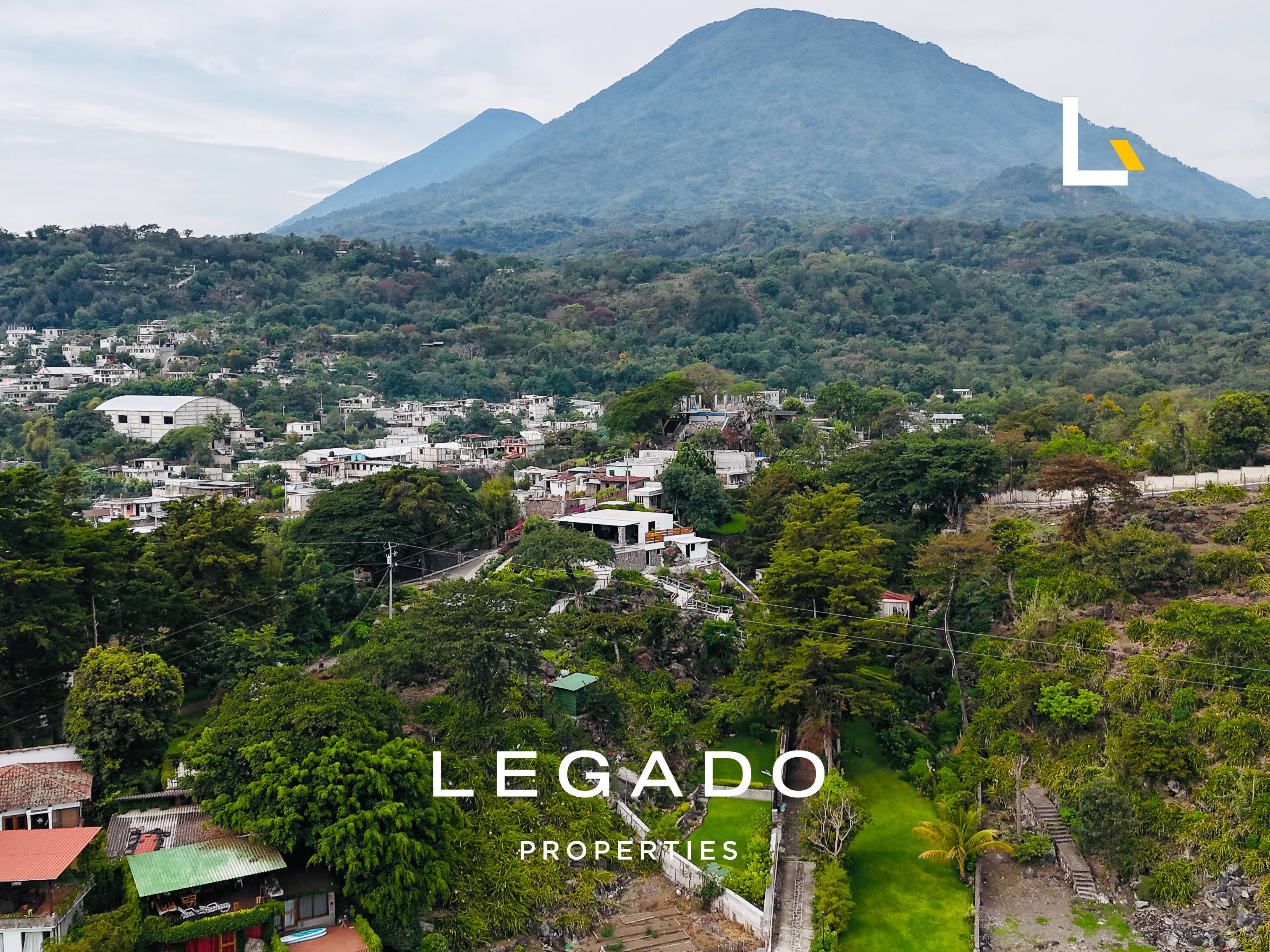 CASA ATITLÁN, CERRO DE ORO