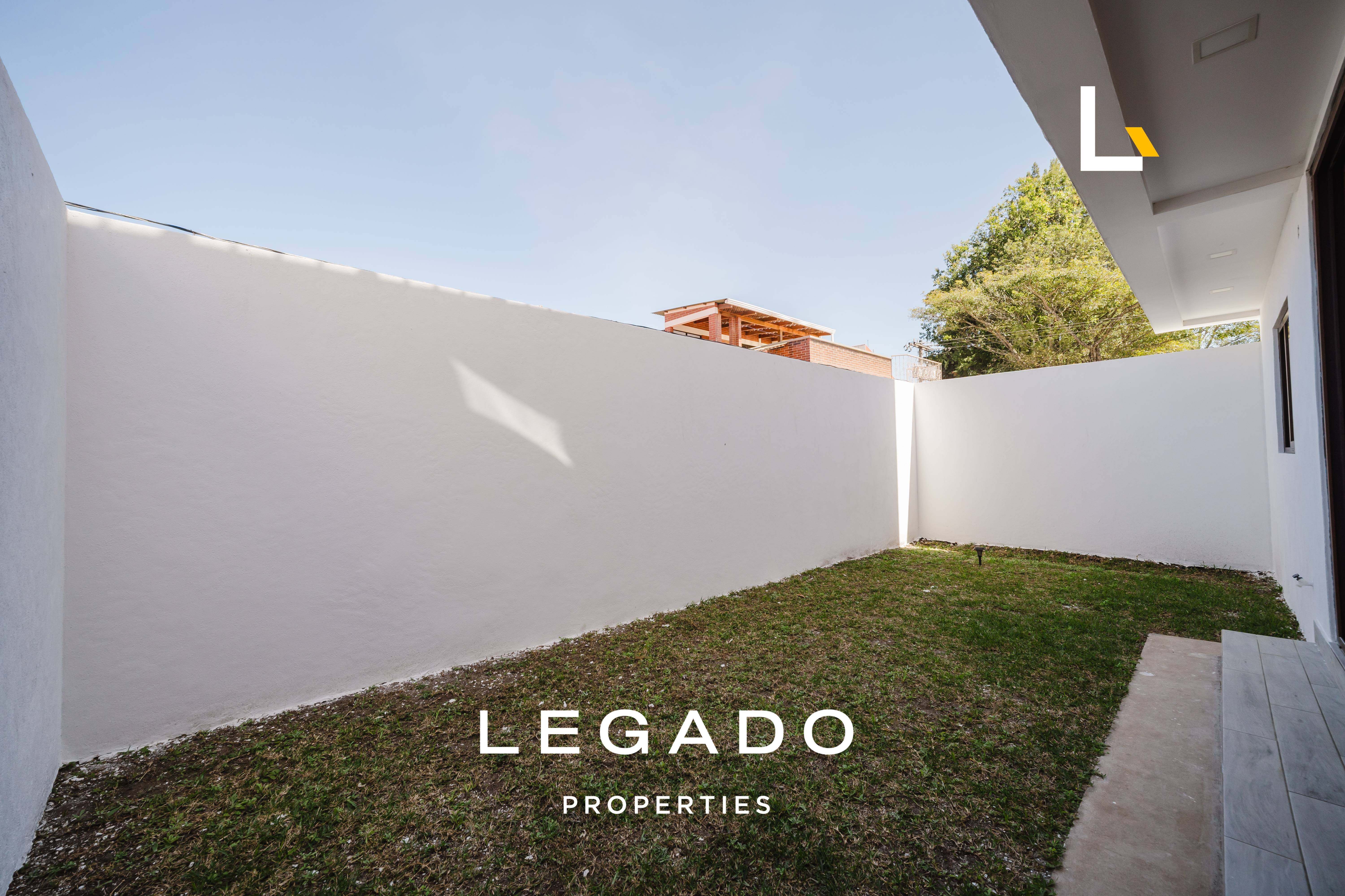 CASA ZONA 15 VHI, DENTRO DE CONDOMINIO