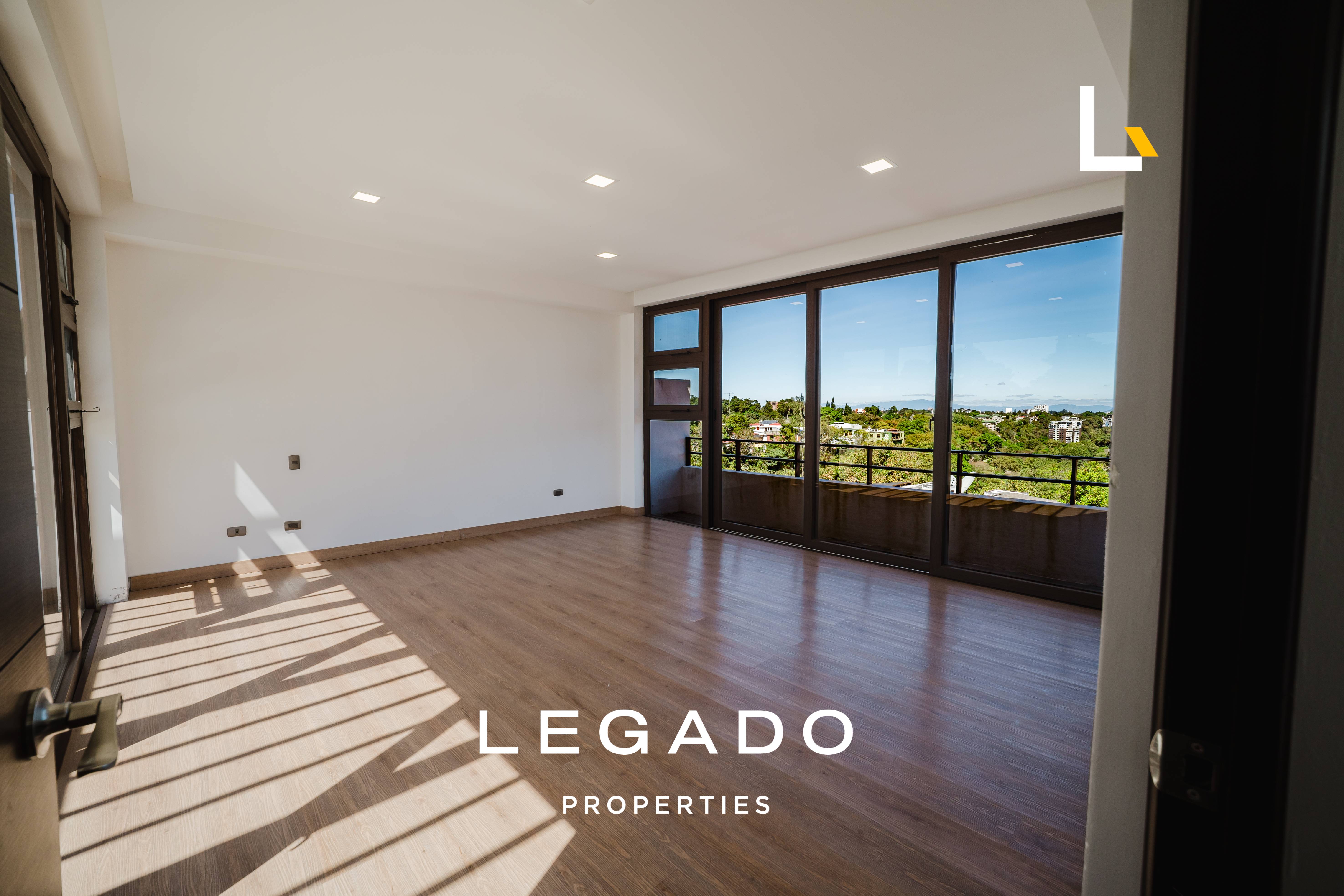 CASA ZONA 15 VHI, DENTRO DE CONDOMINIO