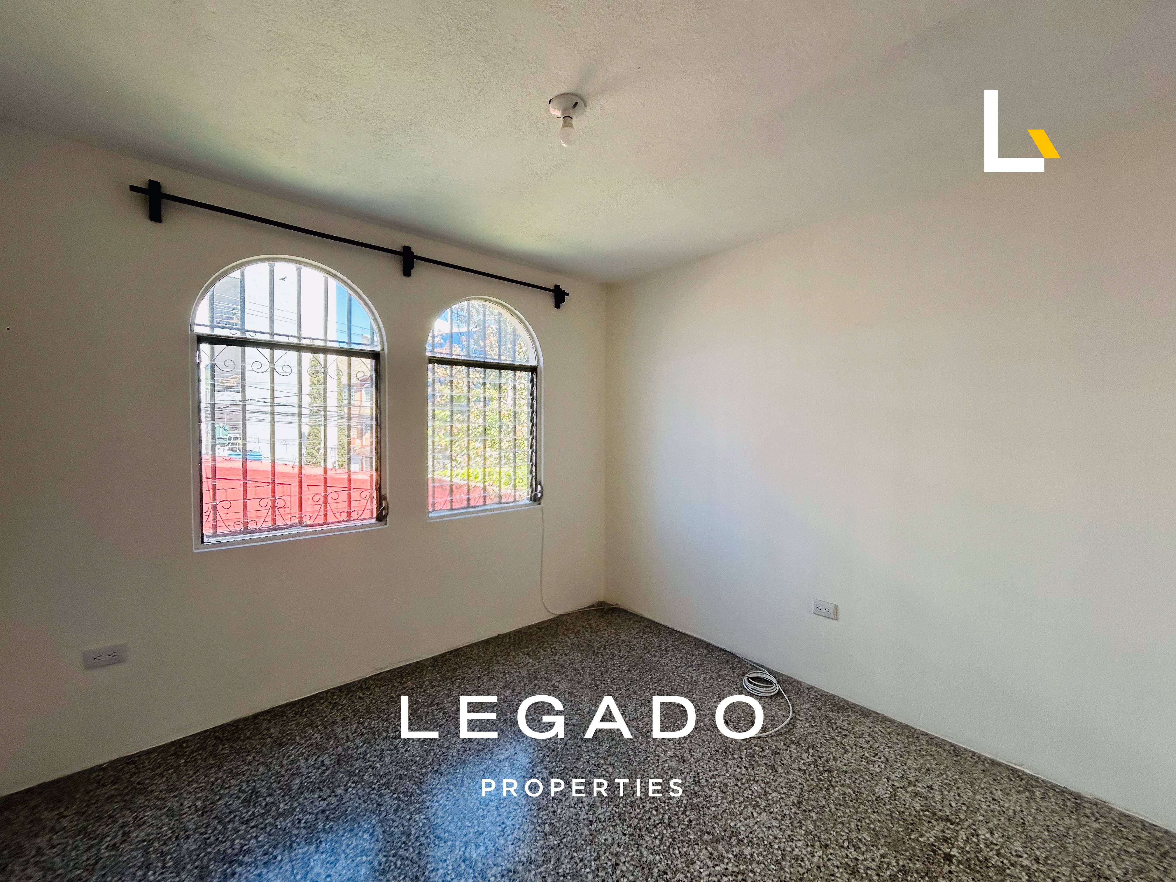 CASA ZONA 10, PARA RESIDENCIA U OFICINA A PUERTA CERRADA