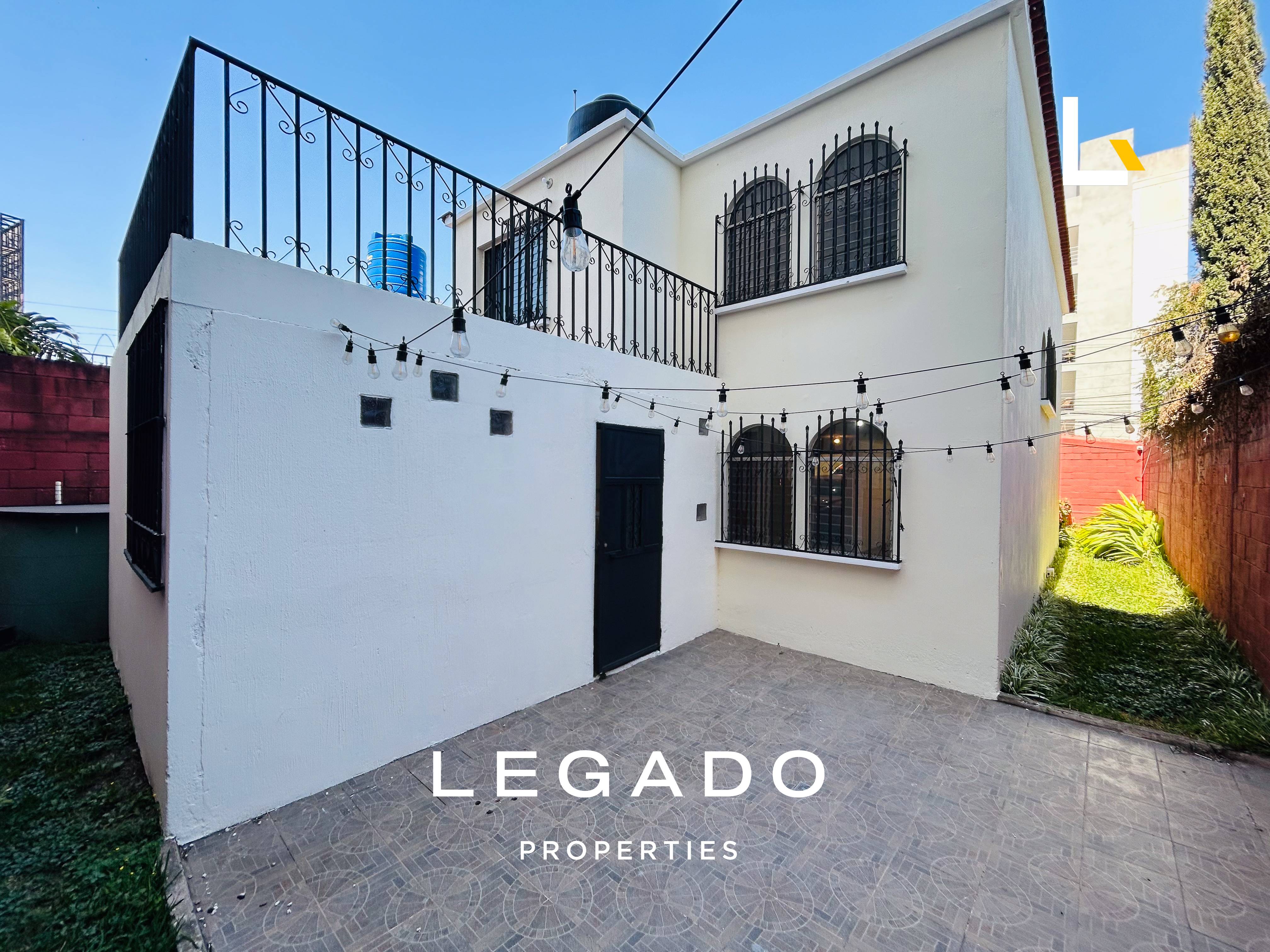 CASA ZONA 10, PARA RESIDENCIA U OFICINA A PUERTA CERRADA