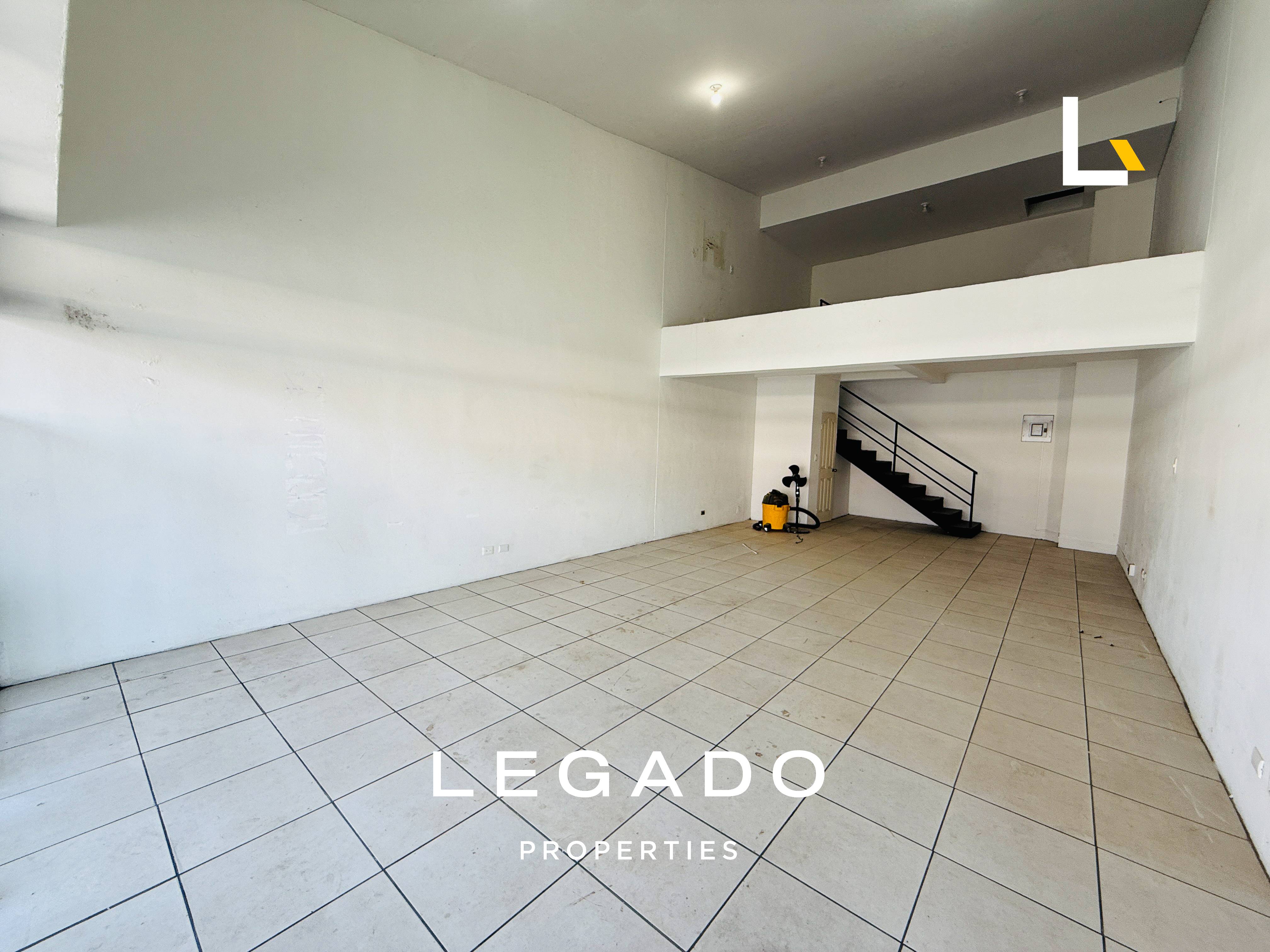 LOCAL ZONA 10, CENTRO COMERCIAL LA PLAZA 20