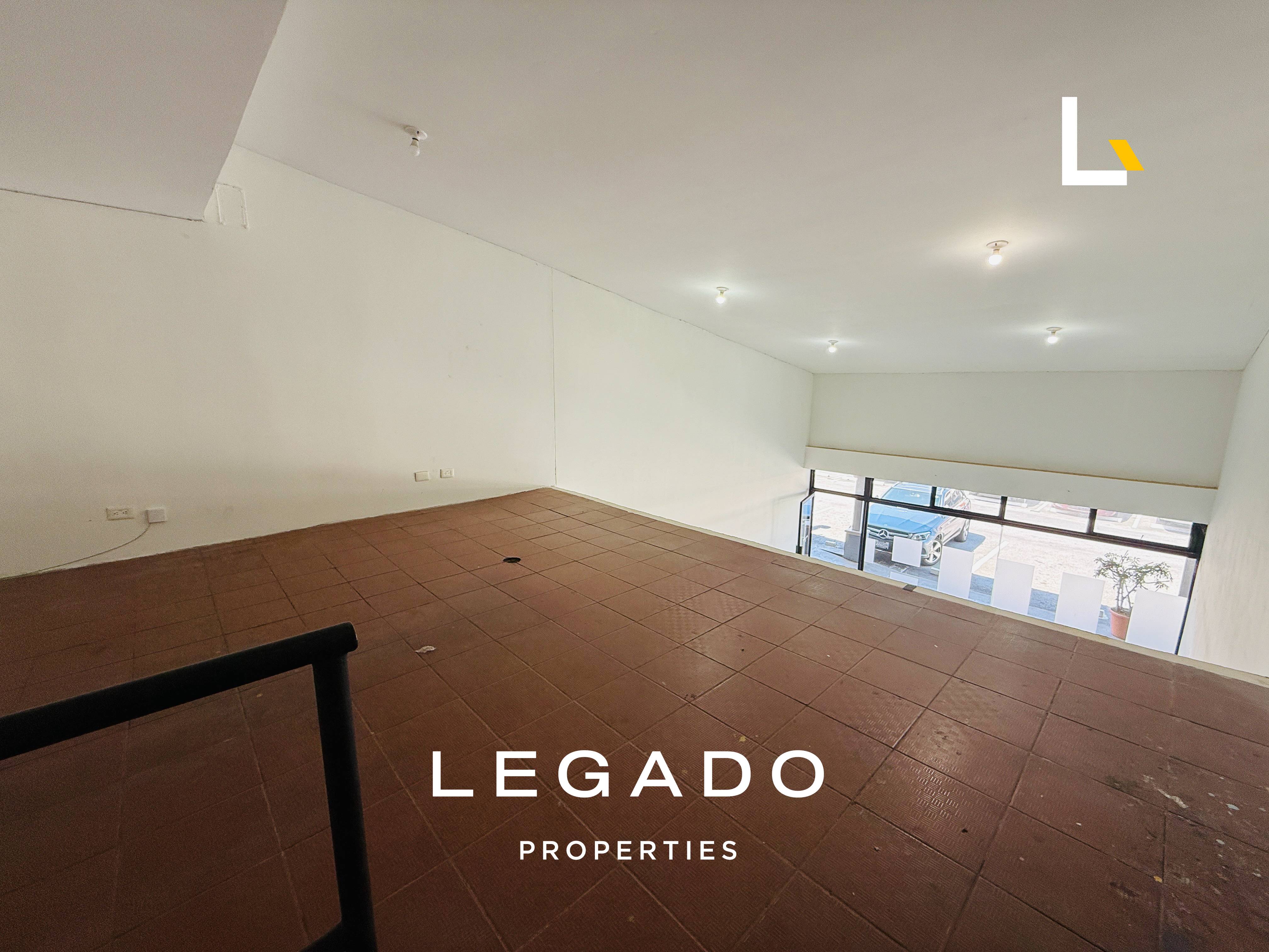 LOCAL ZONA 10, CENTRO COMERCIAL LA PLAZA 20