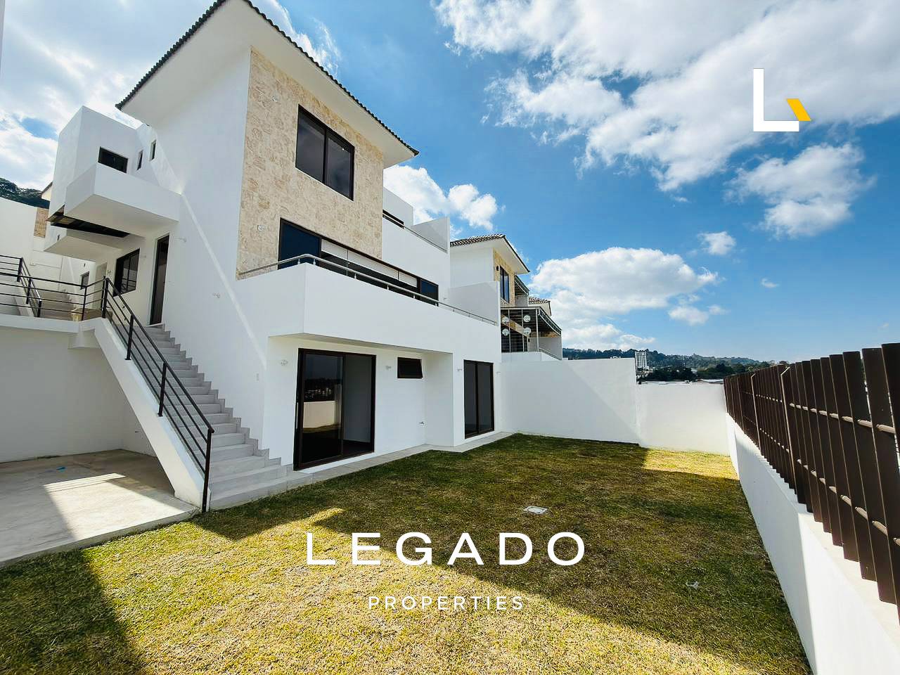 CASA ZONA 16, LOMAS DE SAN ISIDRO