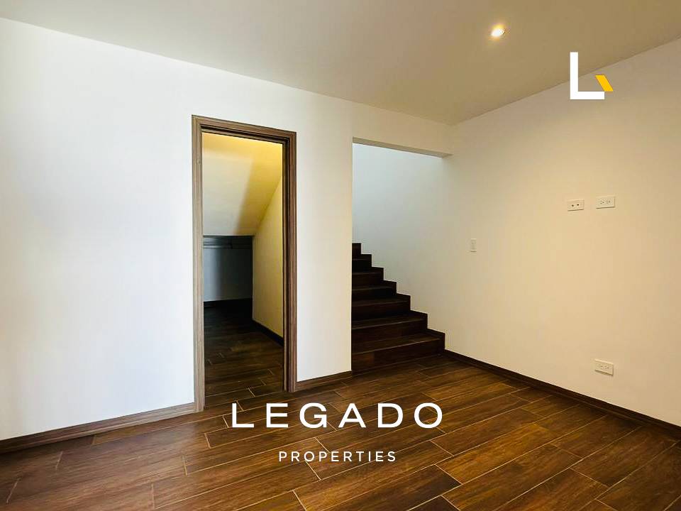 CASA ZONA 16, LOMAS DE SAN ISIDRO