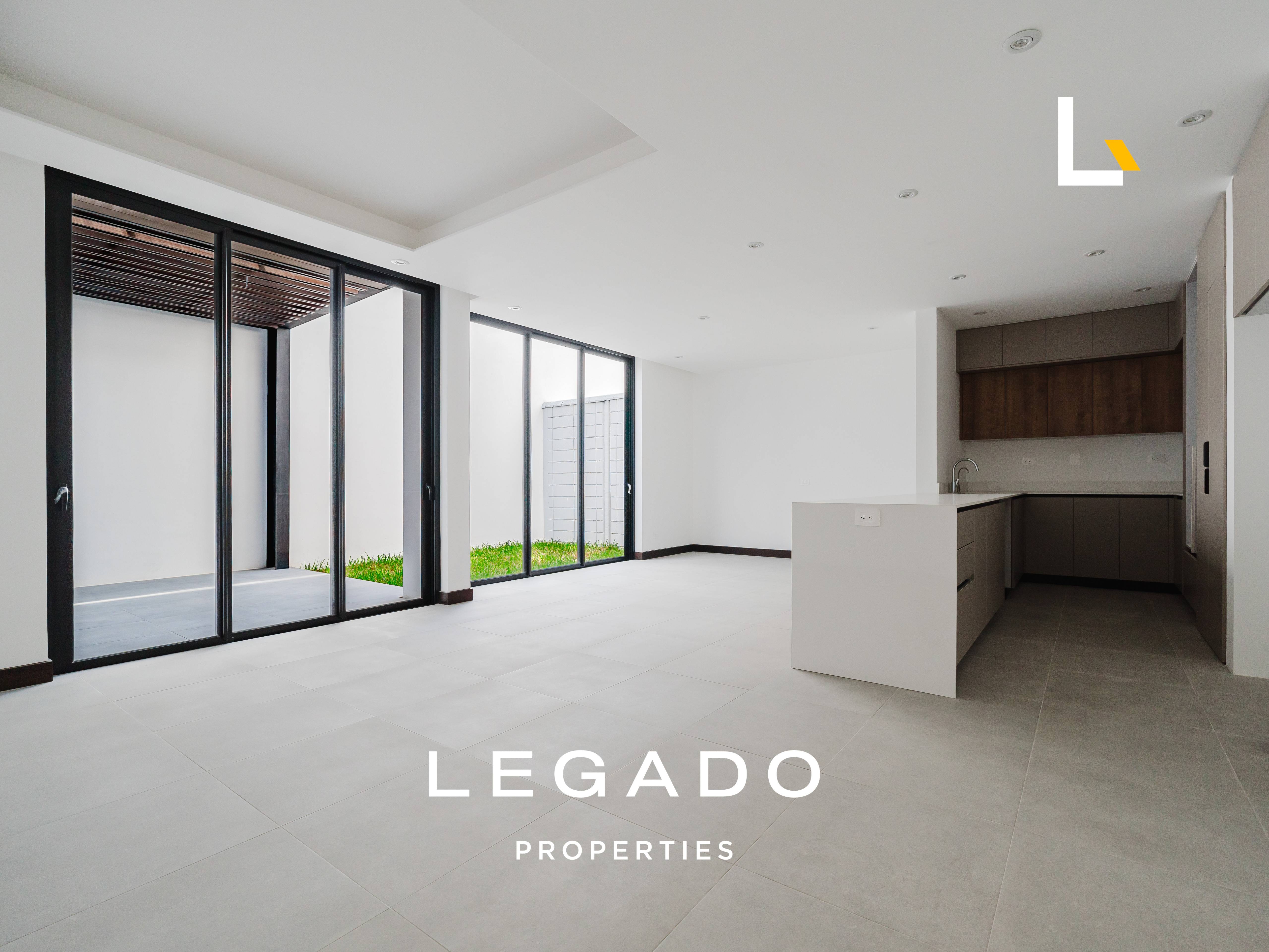 CASA ZONA 10, CONDOMINIO MOLIÉ