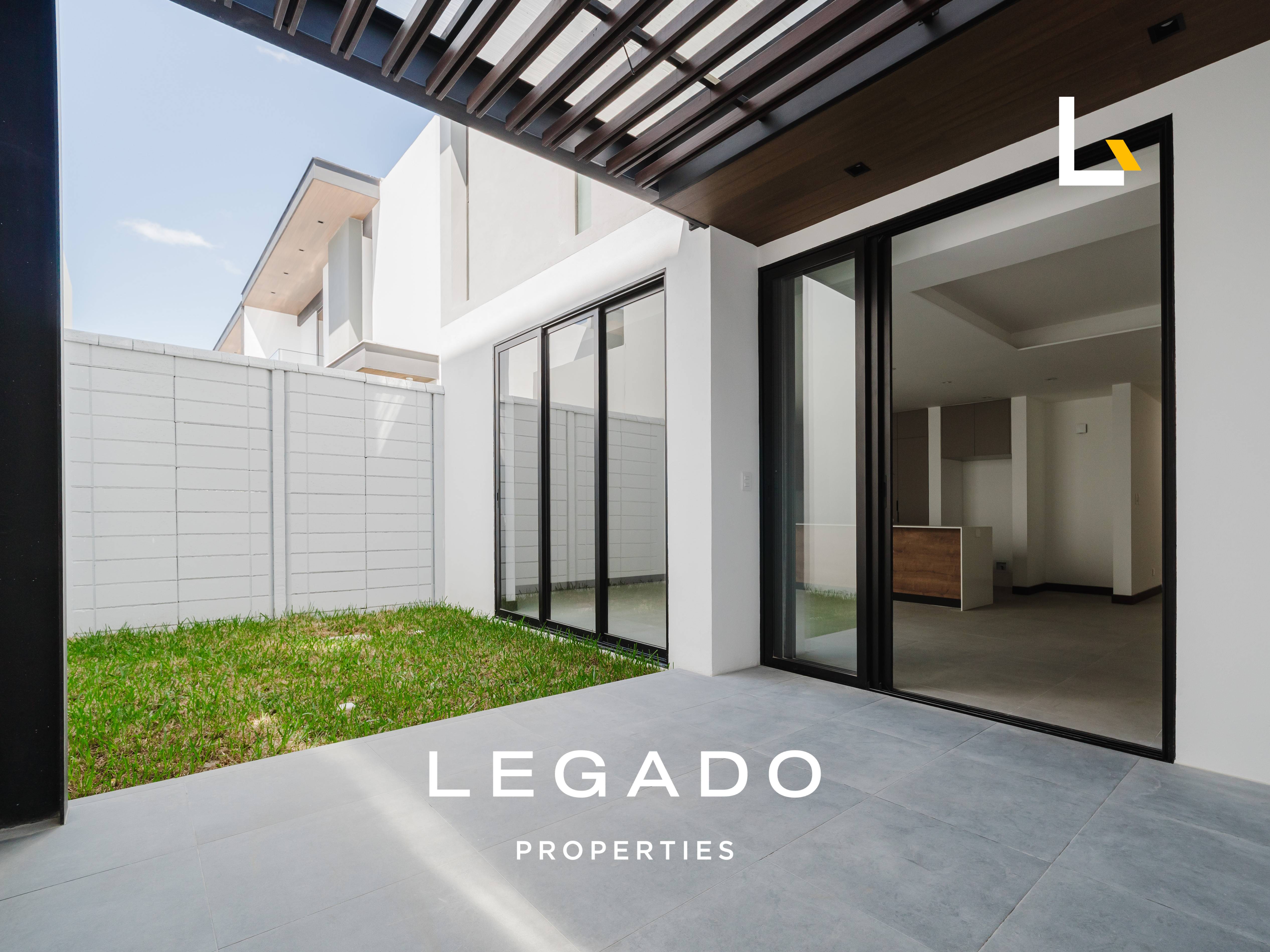 CASA ZONA 10, CONDOMINIO MOLIÉ