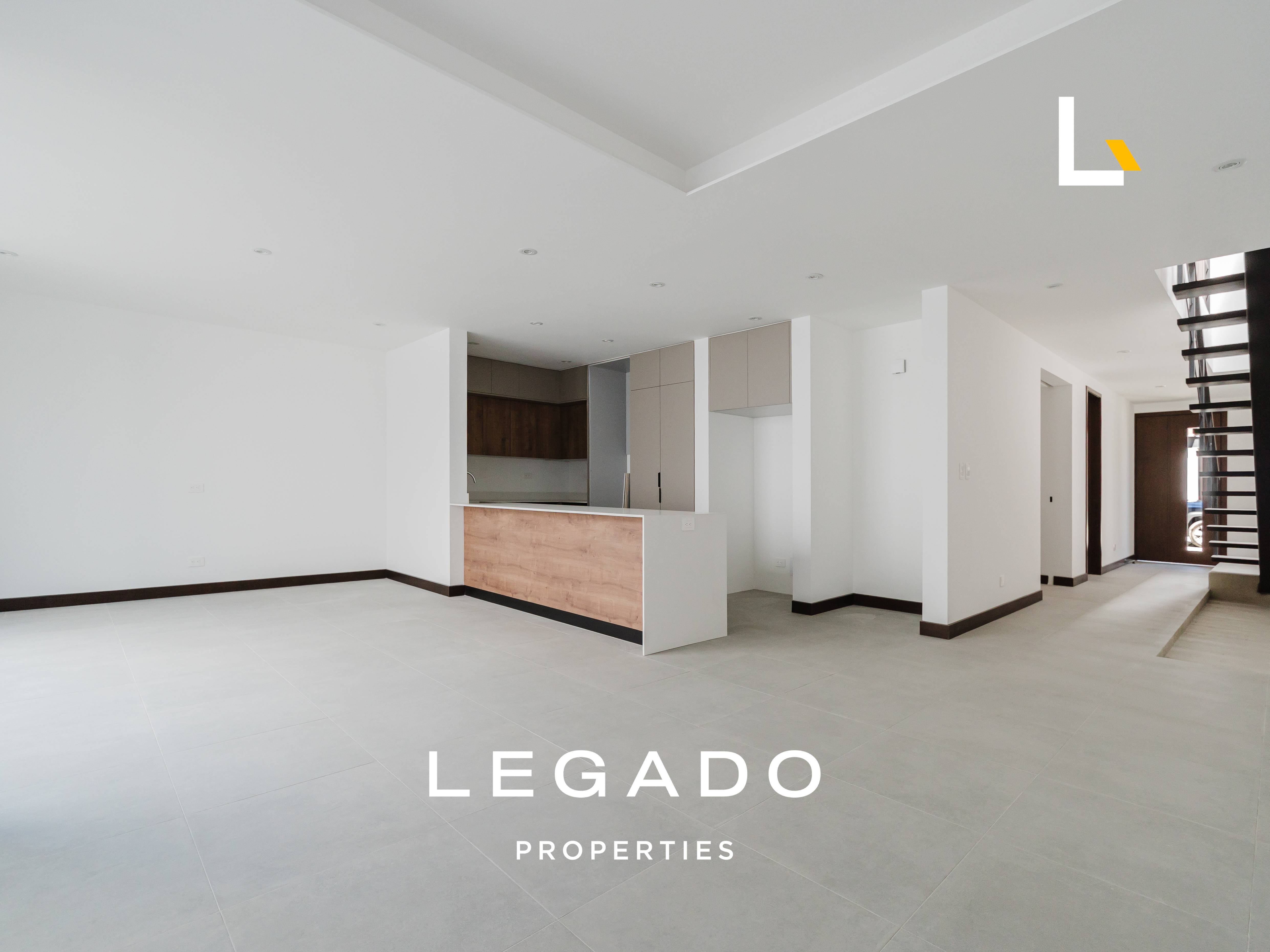 CASA ZONA 10, CONDOMINIO MOLIÉ