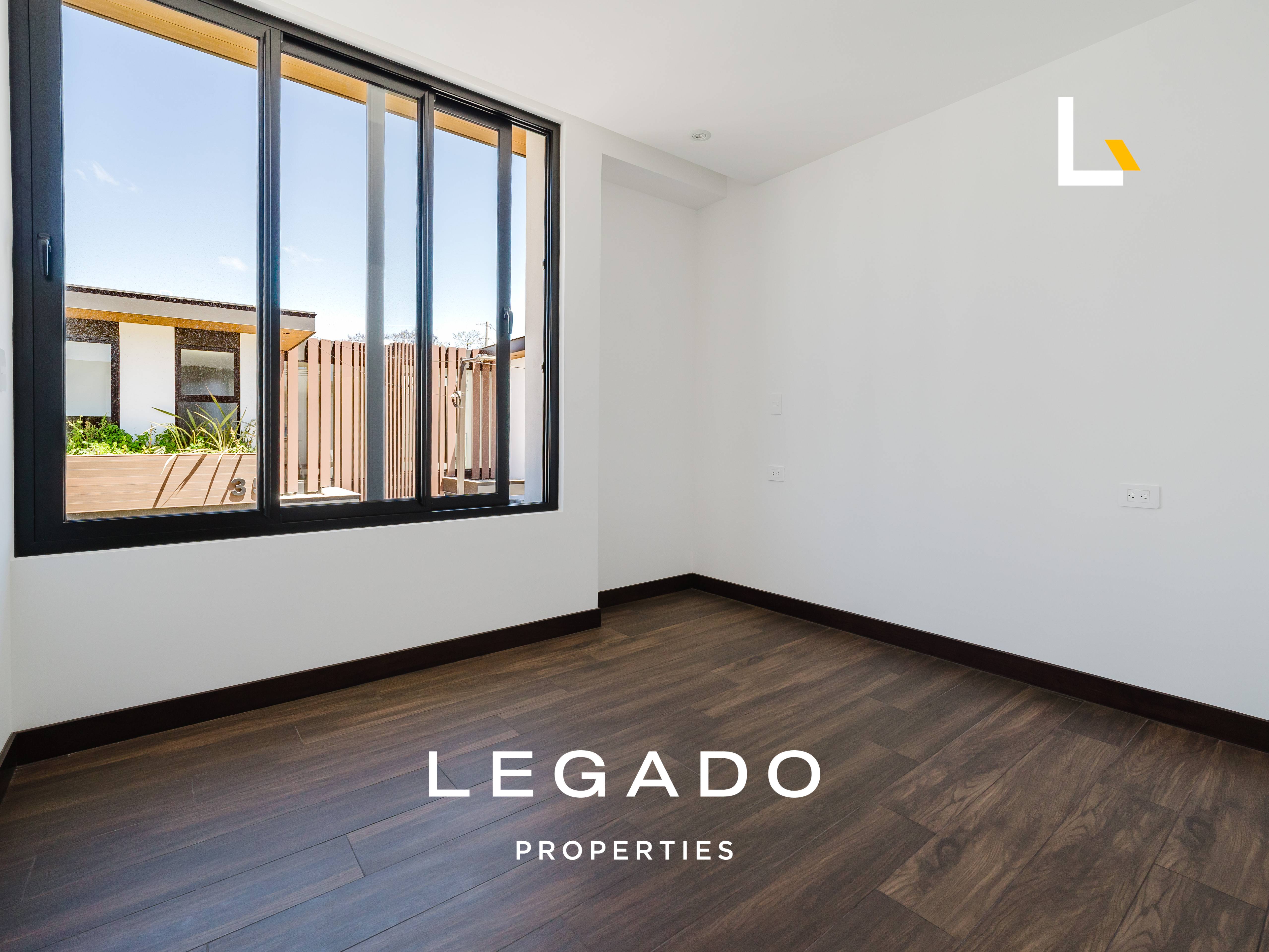 CASA ZONA 10, CONDOMINIO MOLIÉ