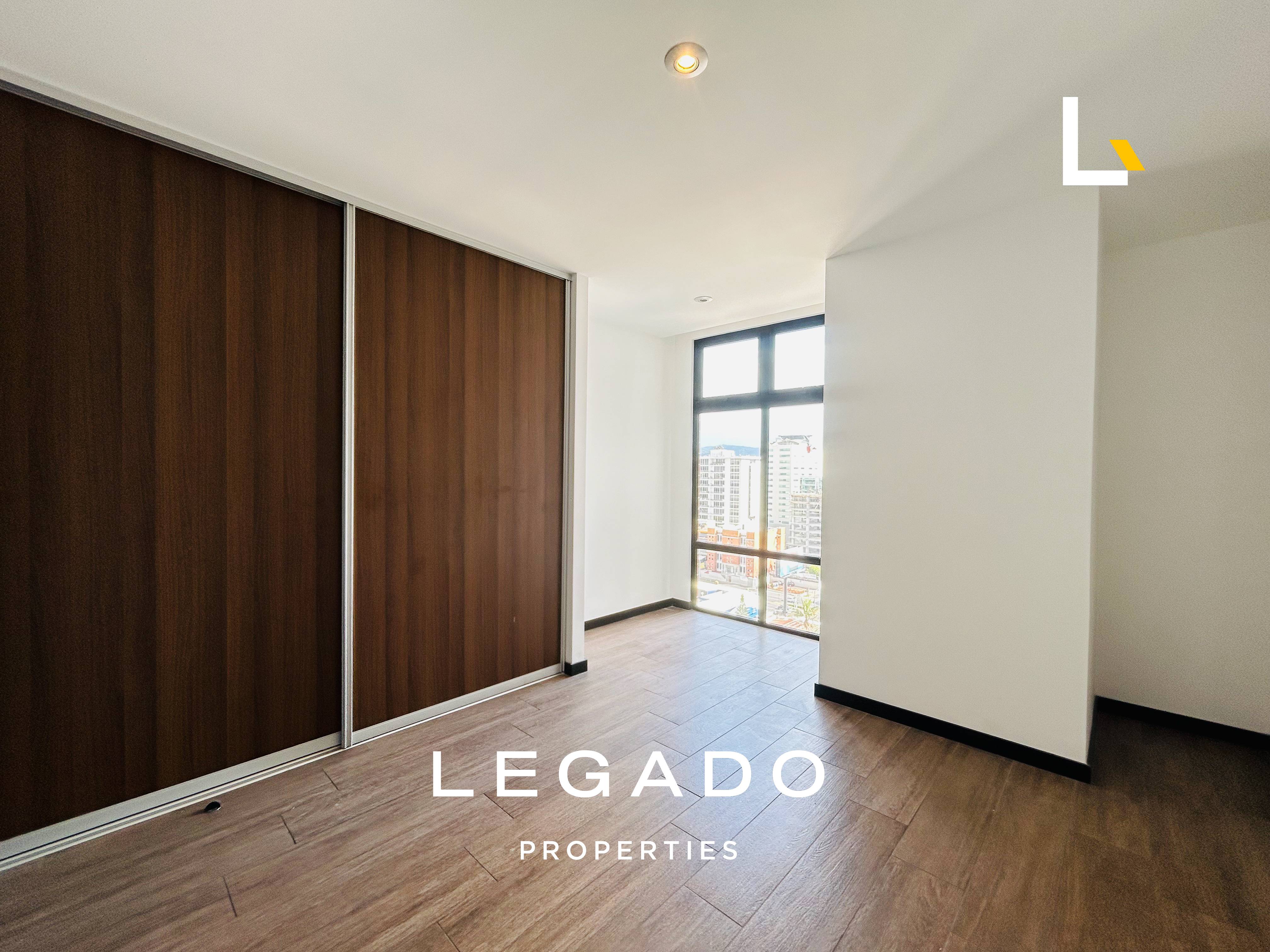APARTAMENTO ZONA 10, EDIFICIO IQ10