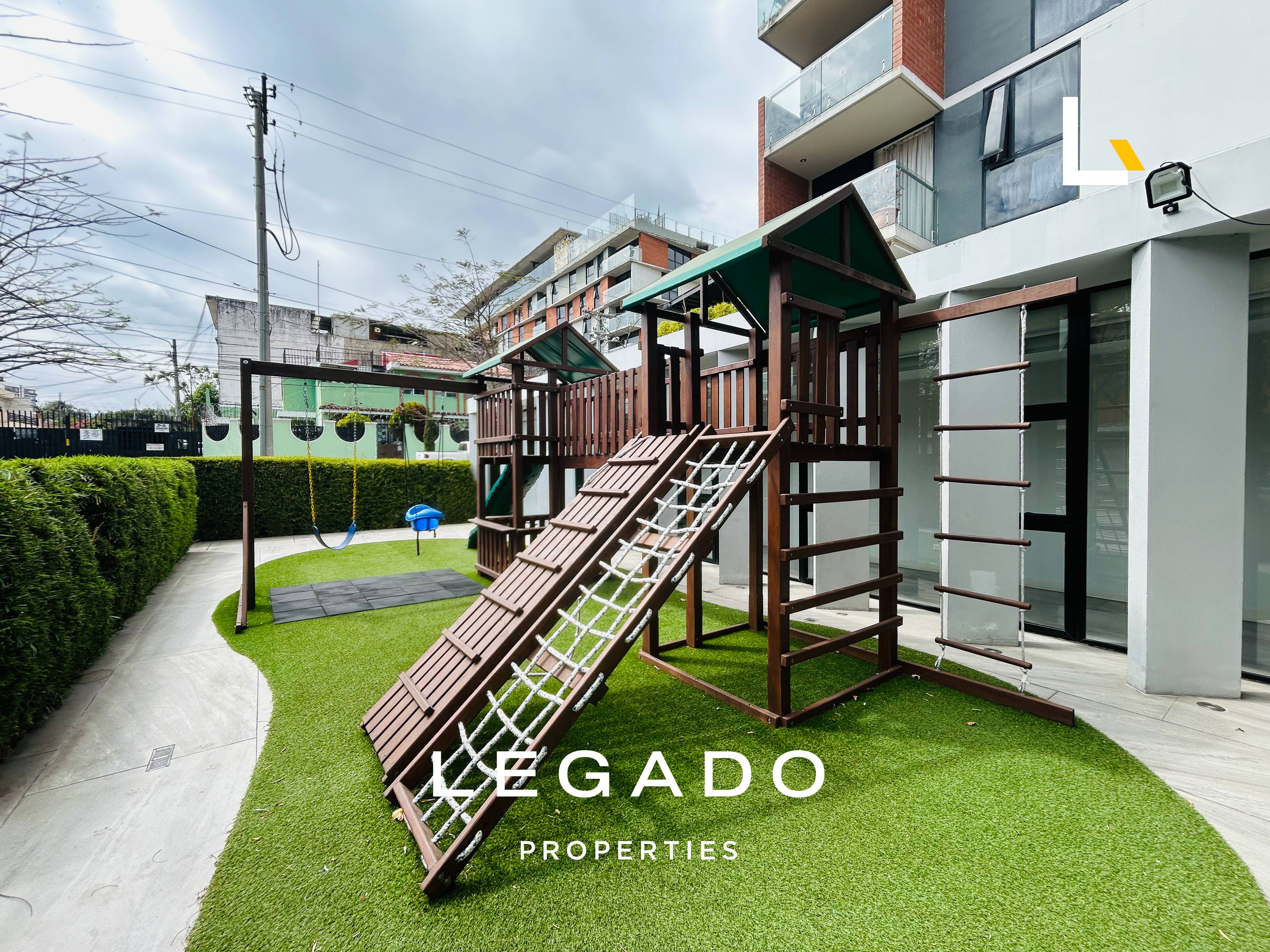 APARTAMENTO ZONA 11, EDIFICIO ARALIA