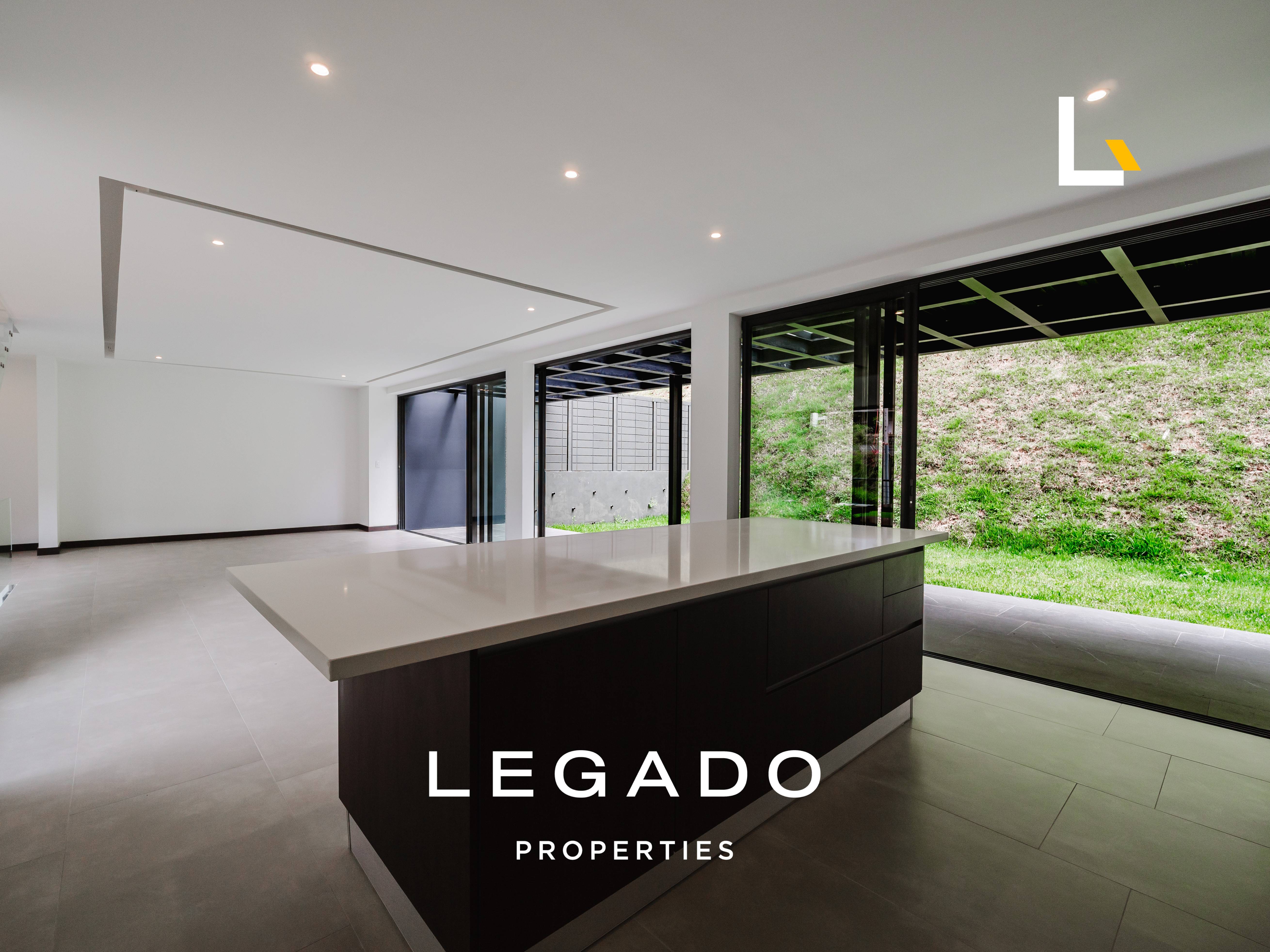 CASA EN CONDOMINIO A 7 MINUTOS DE ZONA 10