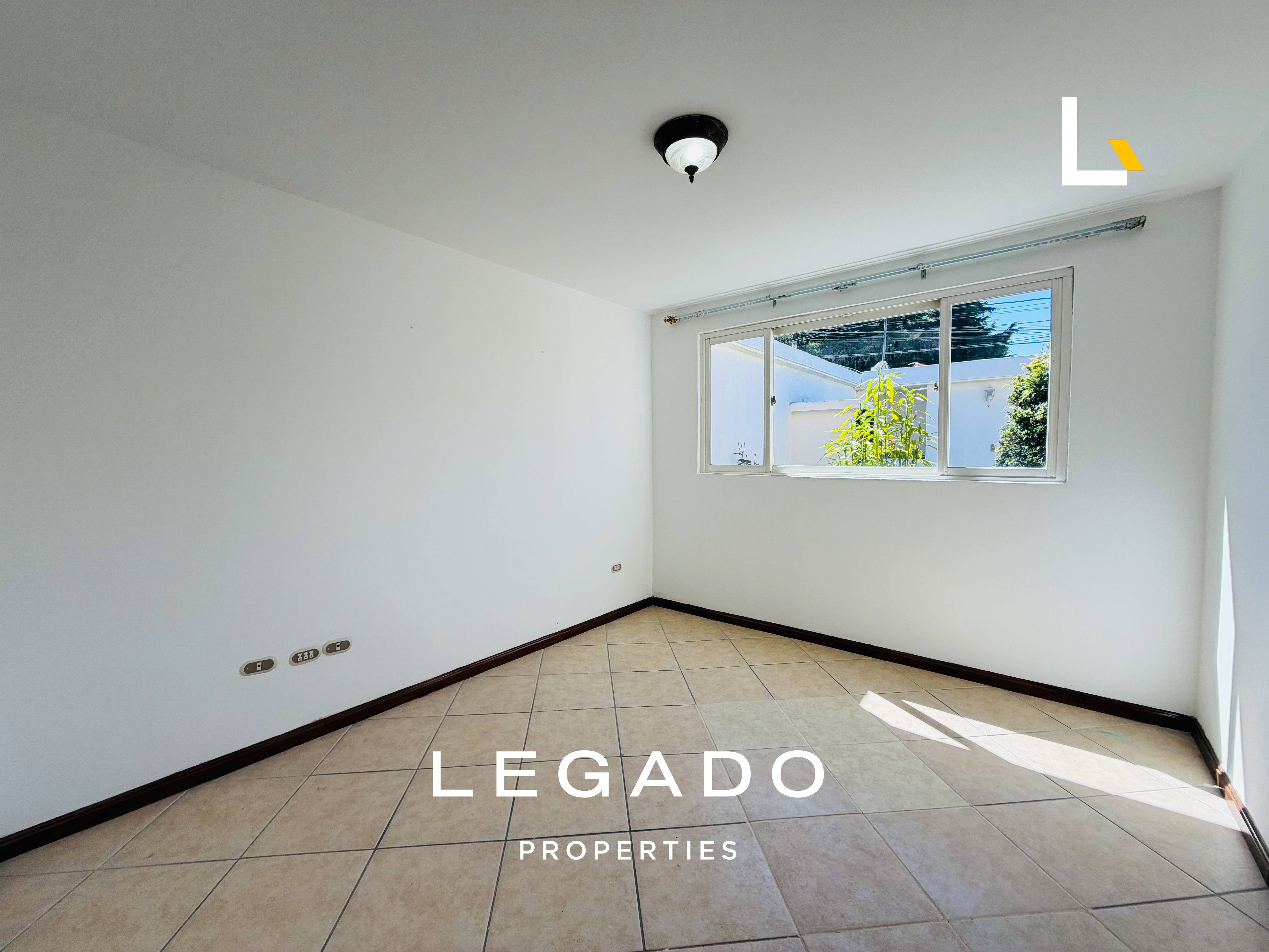 CASA CAES, RESIDENCIALES SAN ANTONIO