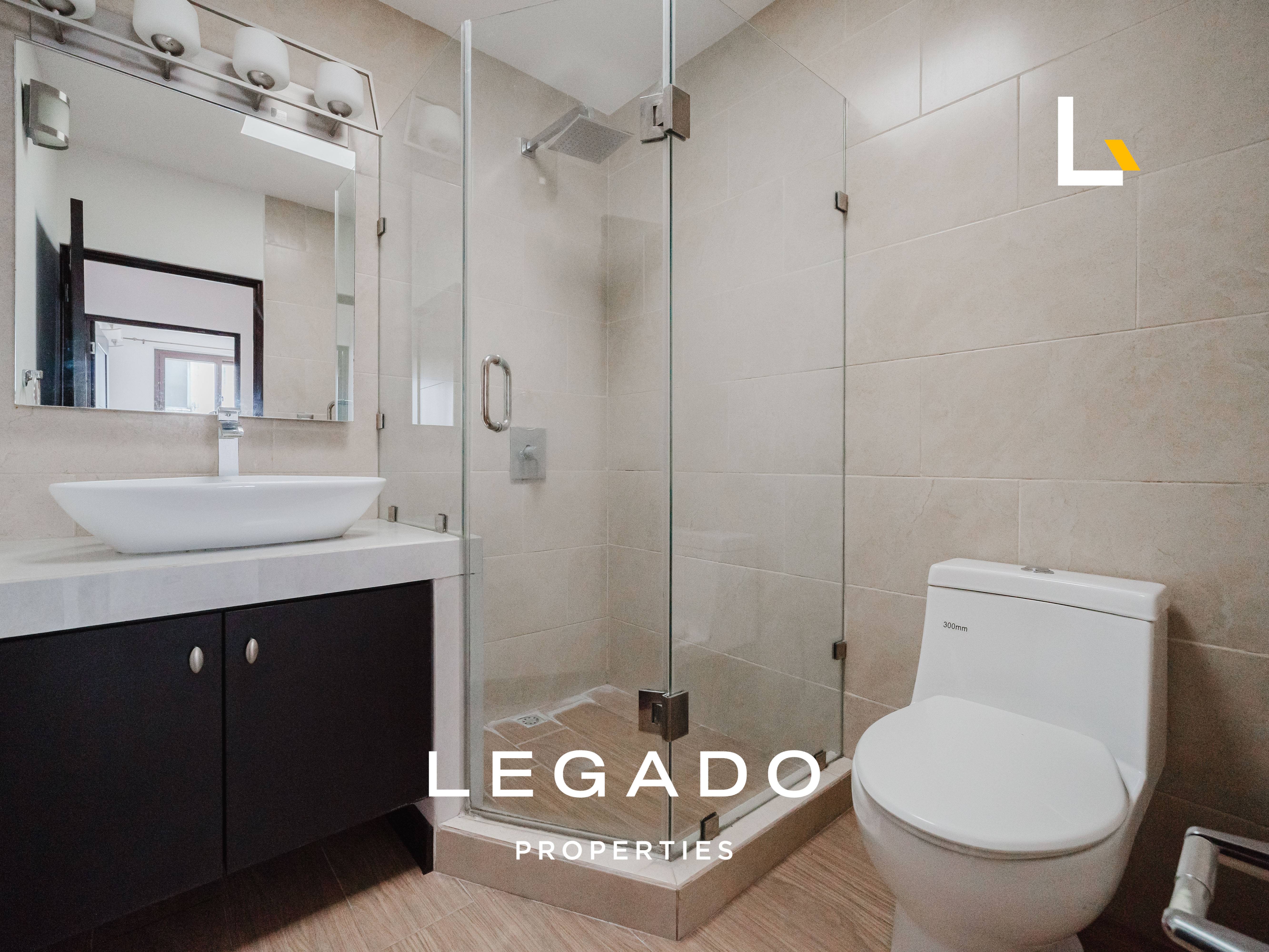 CASA ZONA 14, RESIDENCIAL LOS DELFINES
