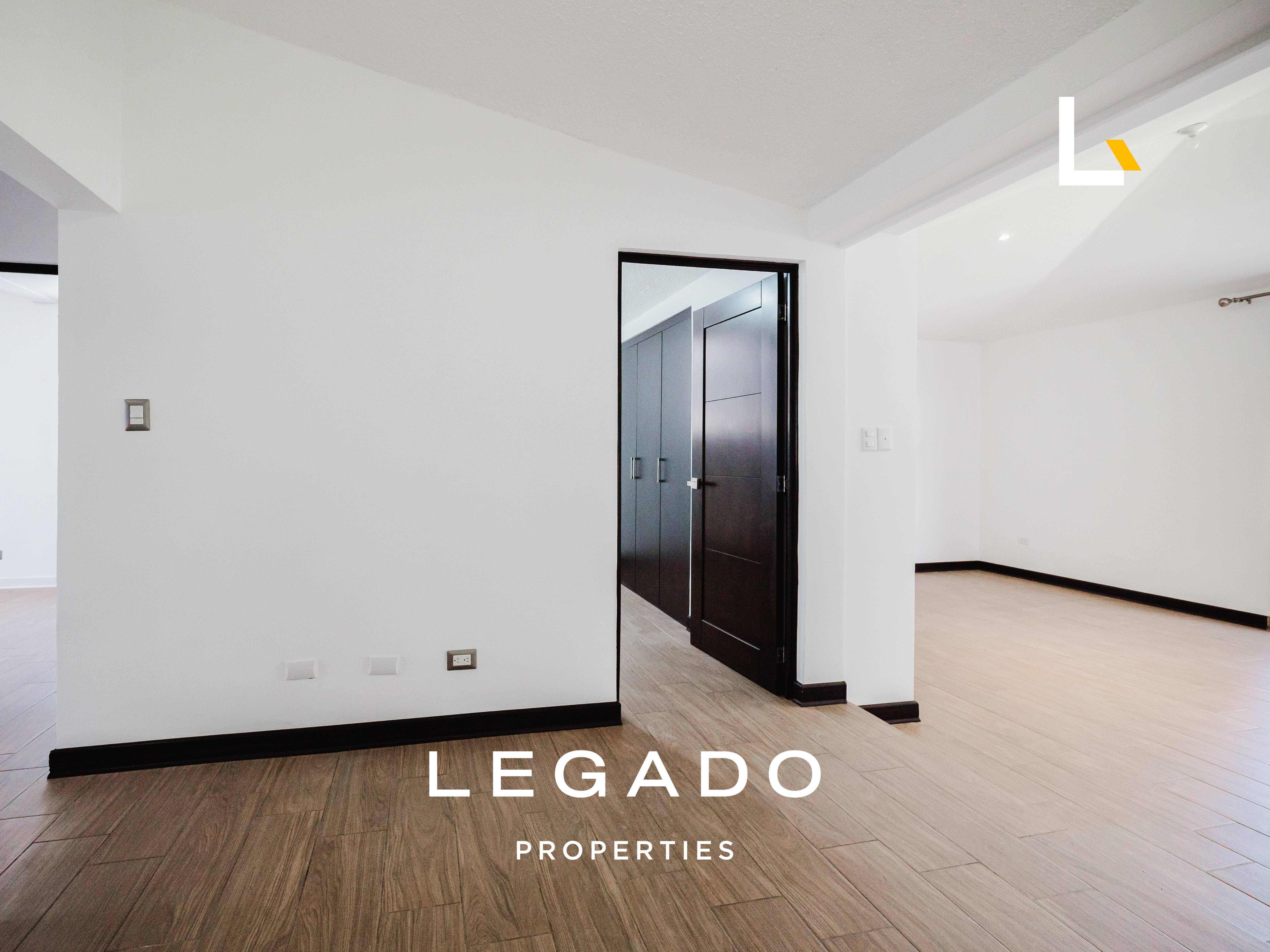CASA ZONA 14, RESIDENCIAL LOS DELFINES