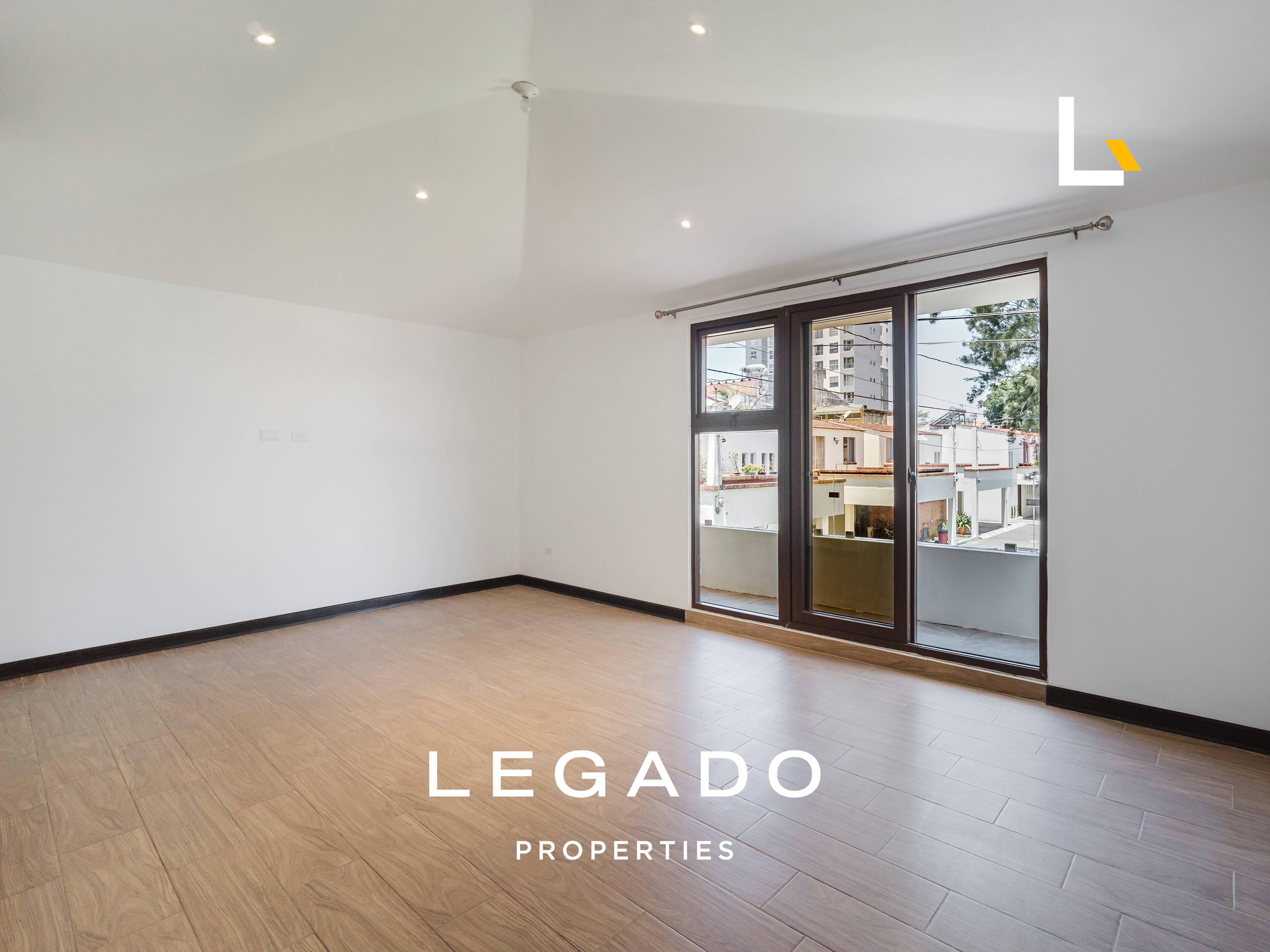 CASA ZONA 14, RESIDENCIAL LOS DELFINES