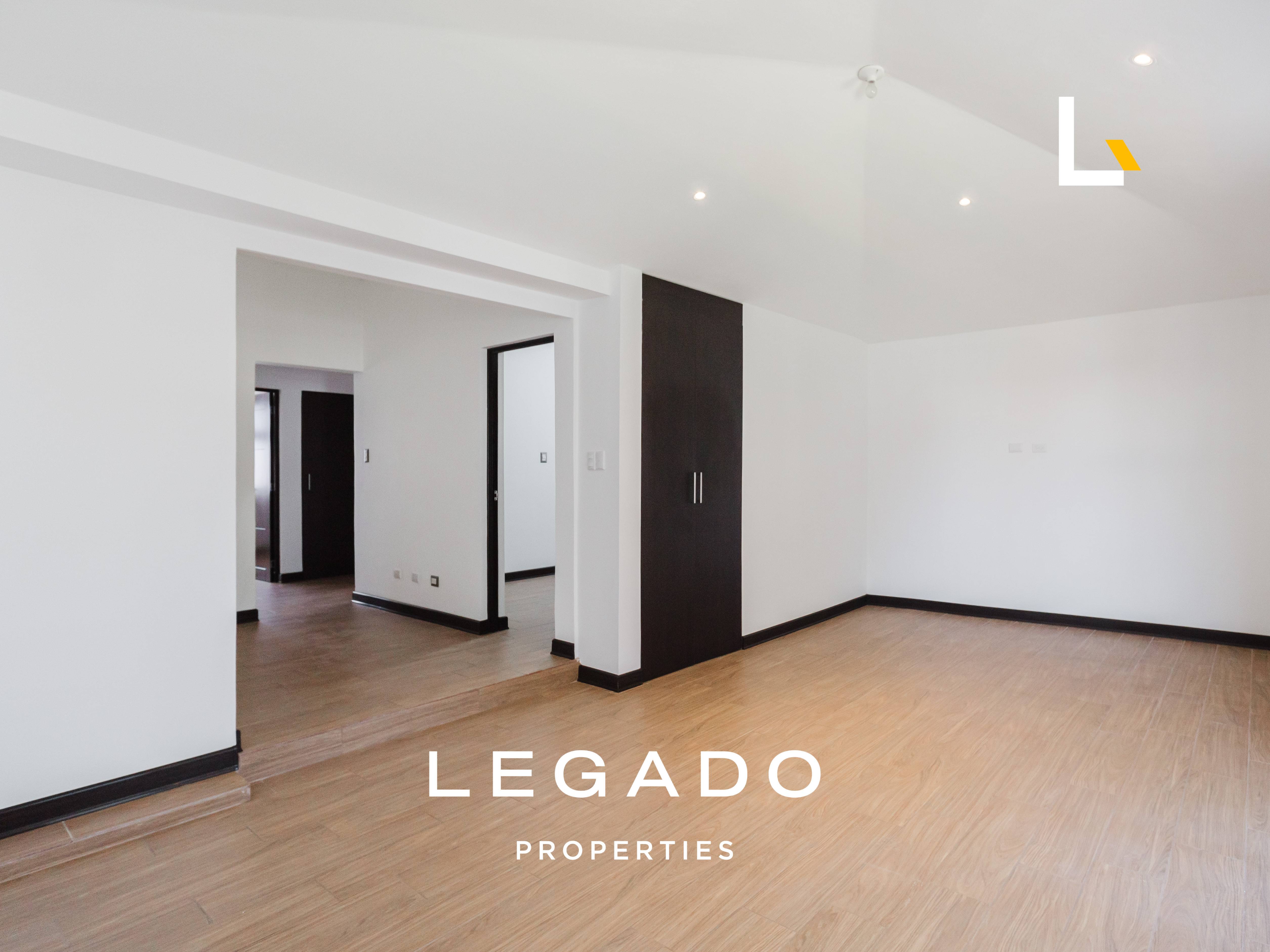 CASA ZONA 14, RESIDENCIAL LOS DELFINES