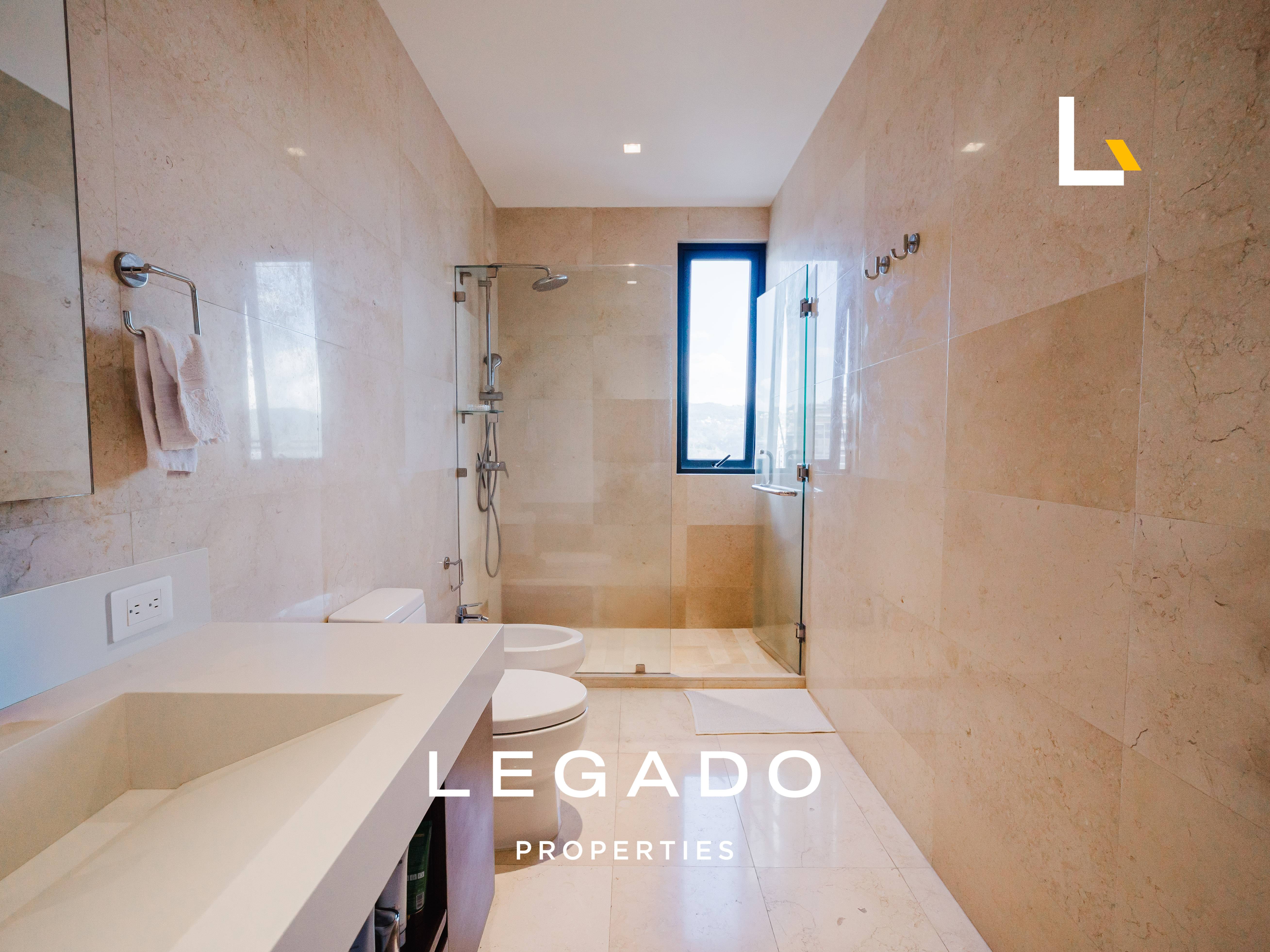 APARTAMENTO ZONA 14, EDIFICIO SANTA INES DEL PARQUE