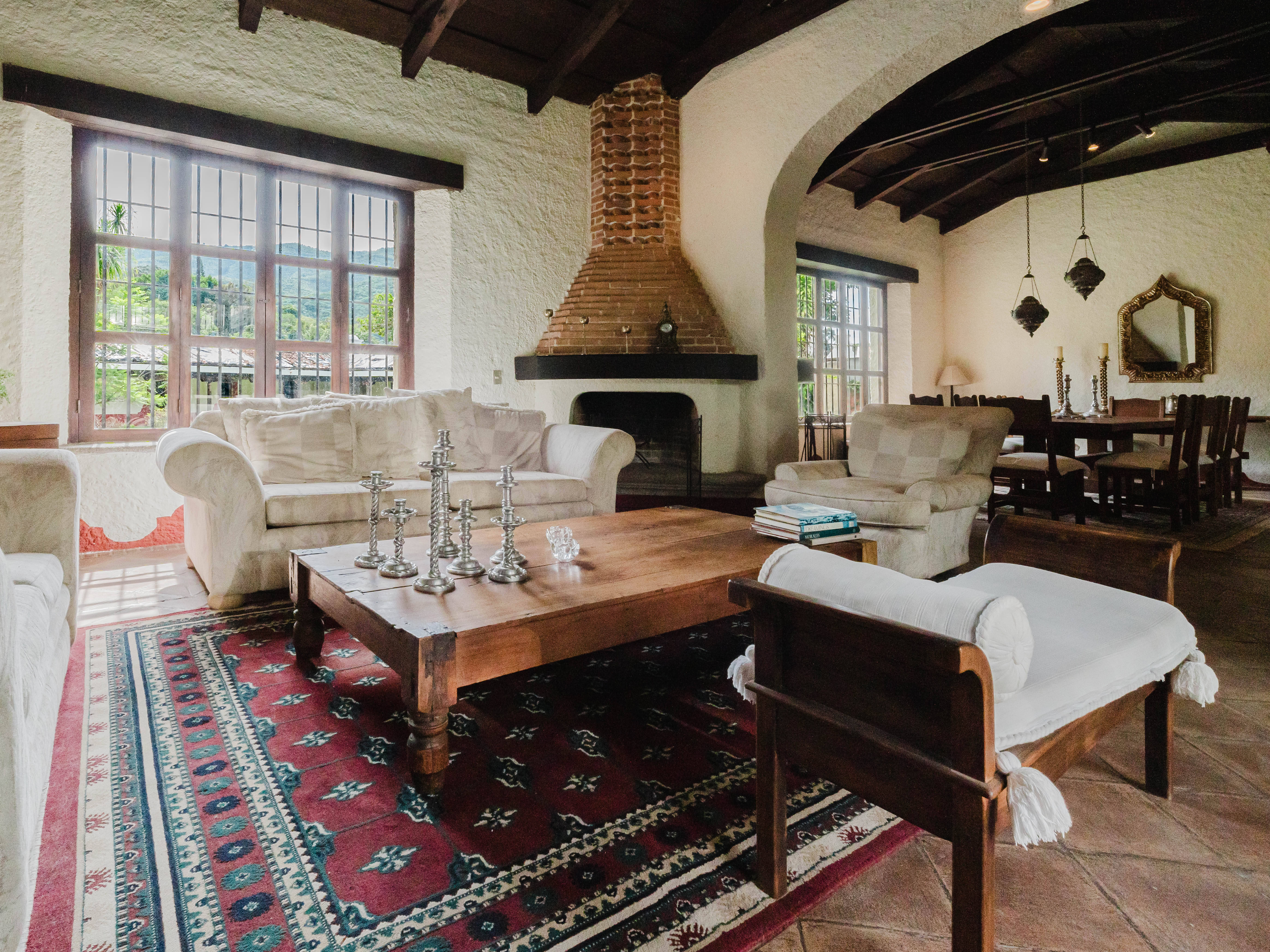 CASA EN PASTORES, A 10 MINUTOS DE ANTIGUA GUATEMALA