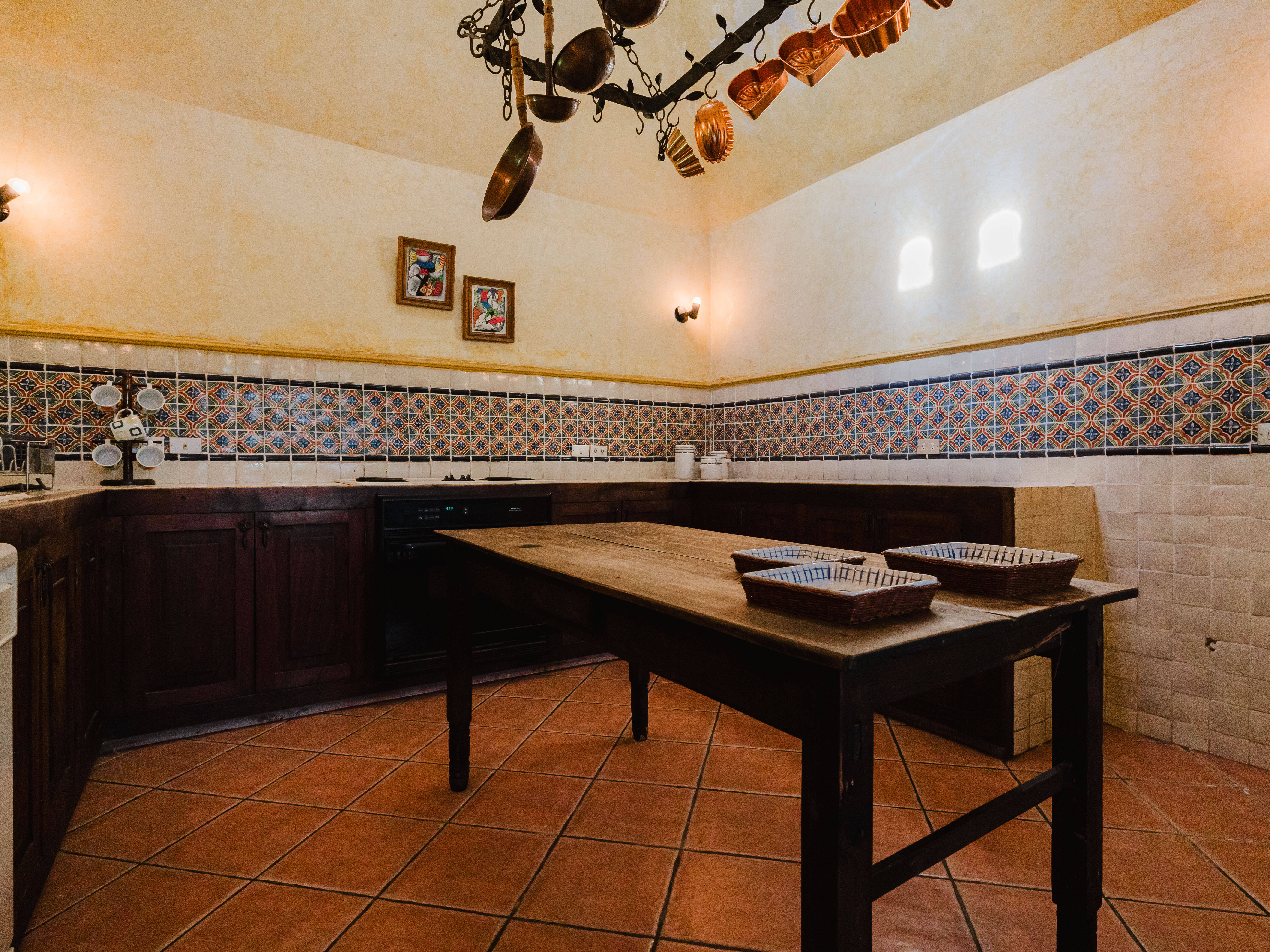 CASA EN PASTORES, A 10 MINUTOS DE ANTIGUA GUATEMALA