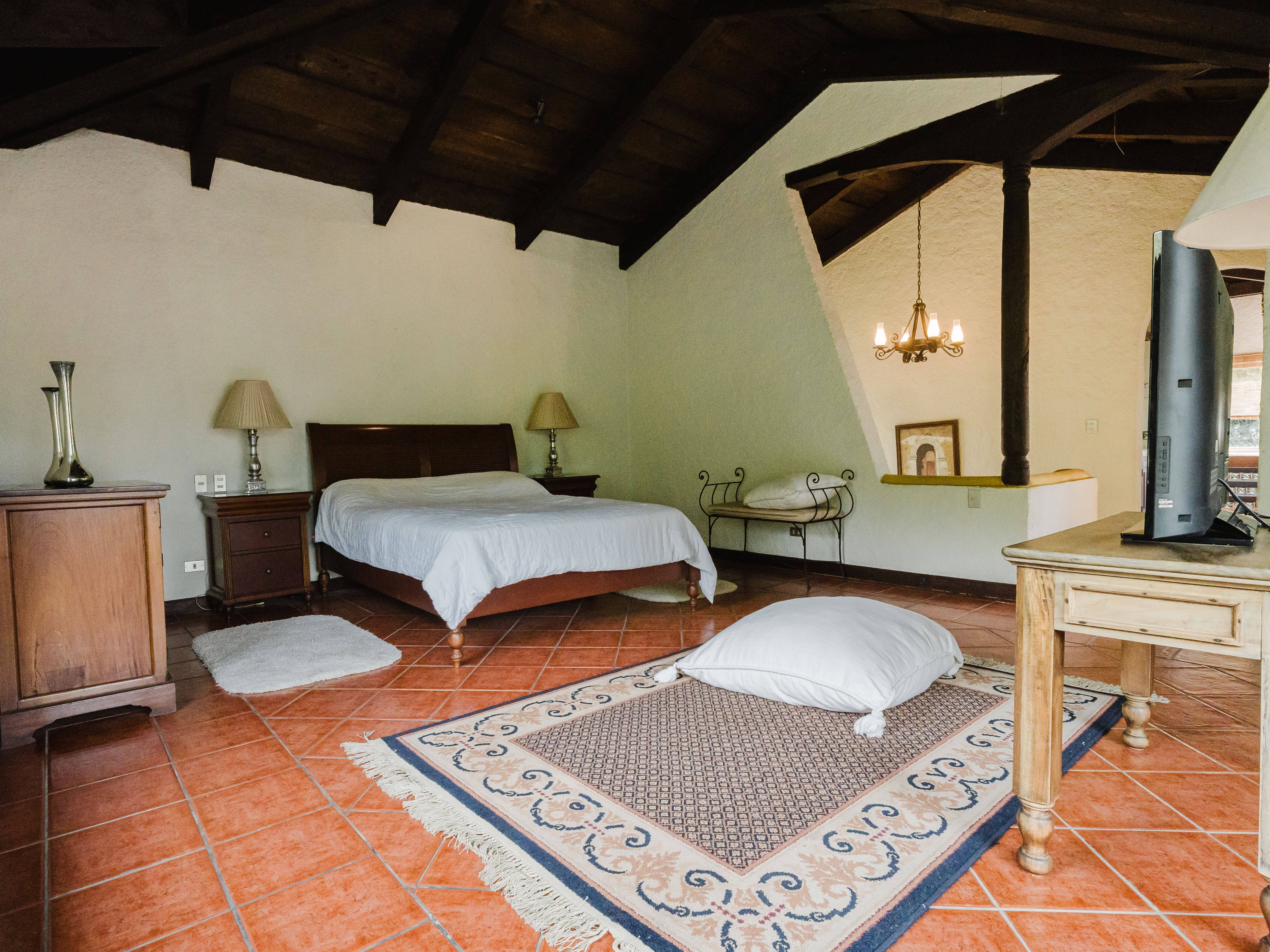 CASA EN PASTORES, A 10 MINUTOS DE ANTIGUA GUATEMALA