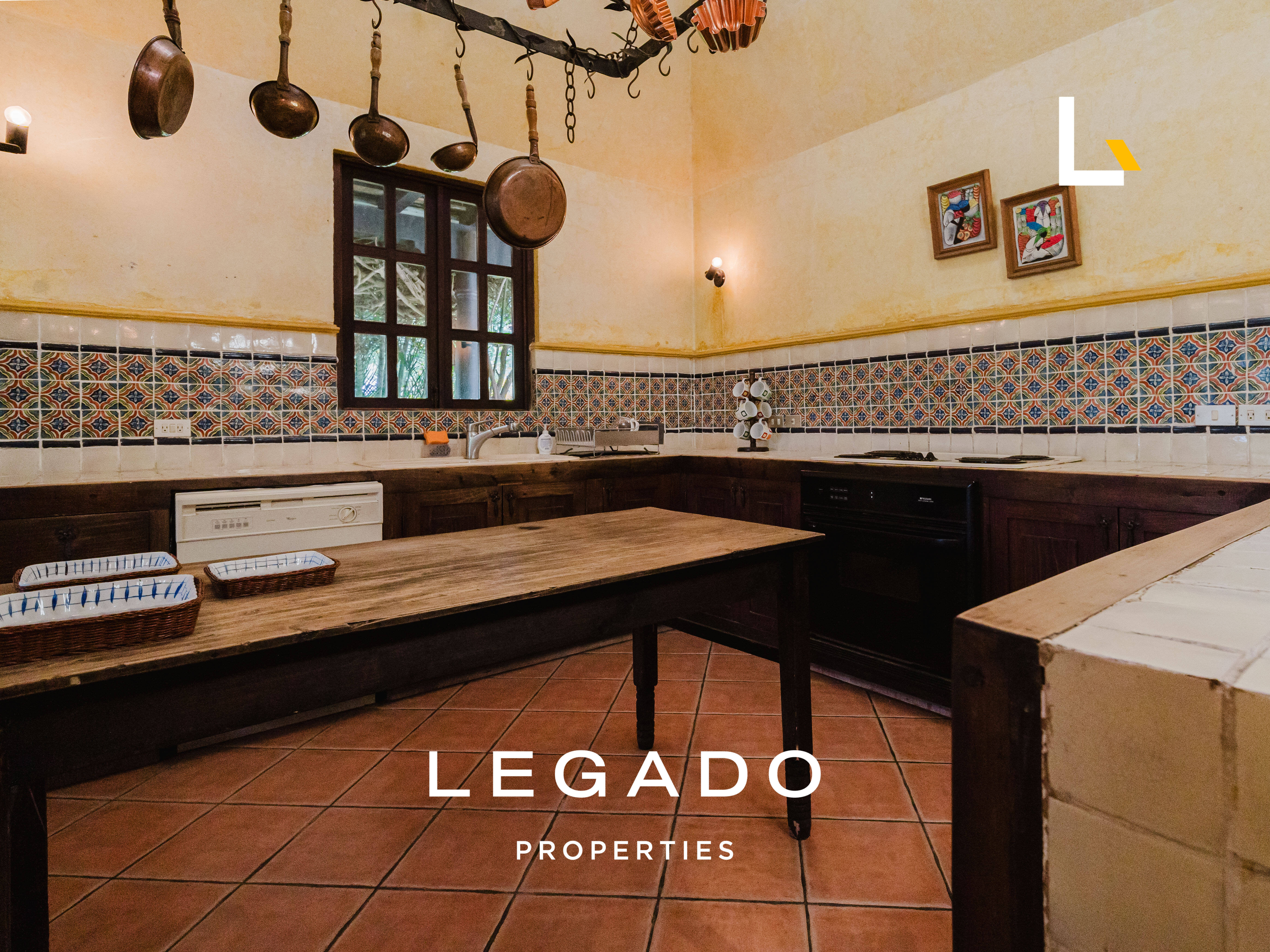 CASA EN PASTORES, A 10 MINUTOS DE ANTIGUA GUATEMALA