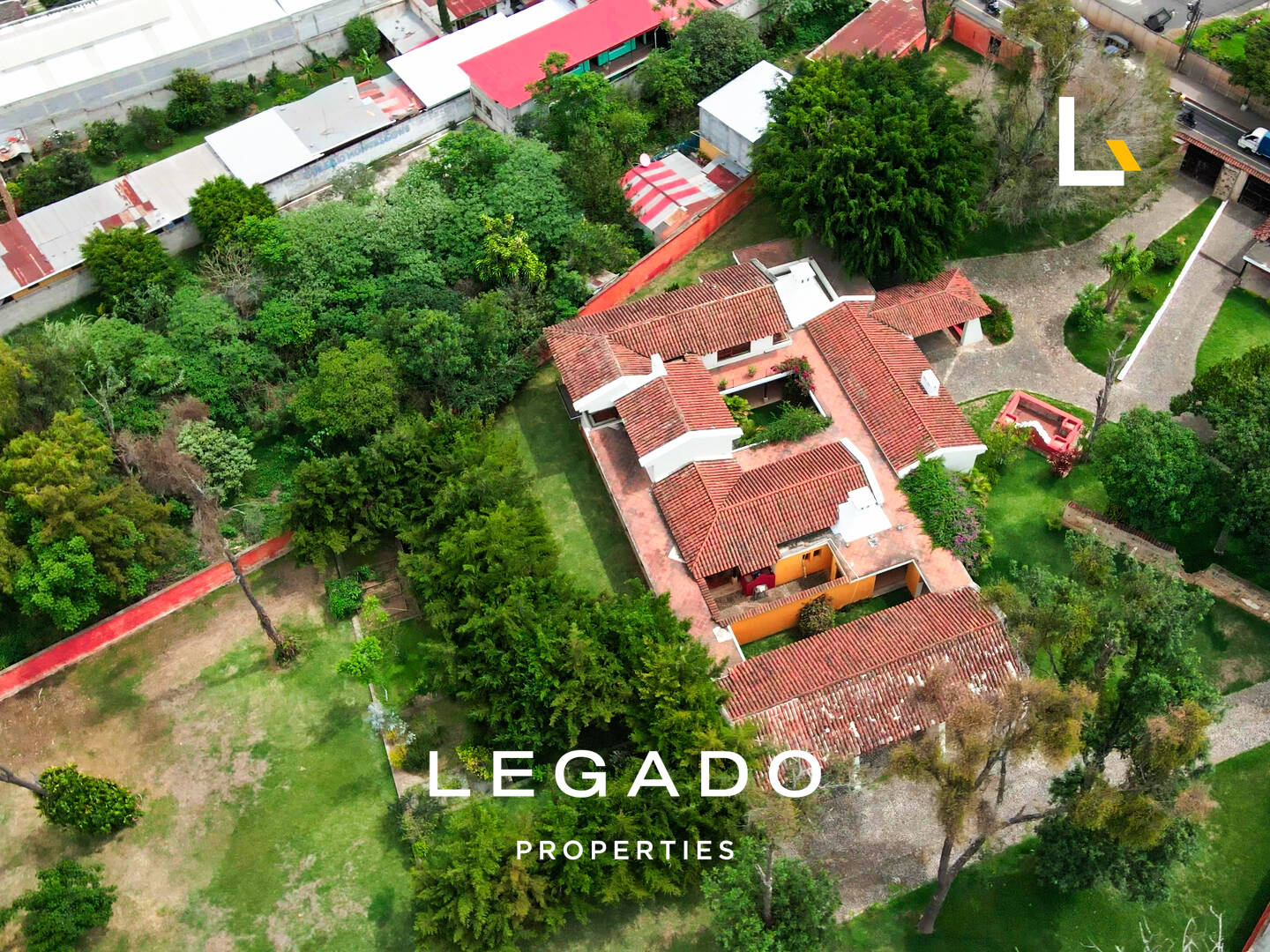 CASA EN PASTORES, A 10 MINUTOS DE ANTIGUA GUATEMALA