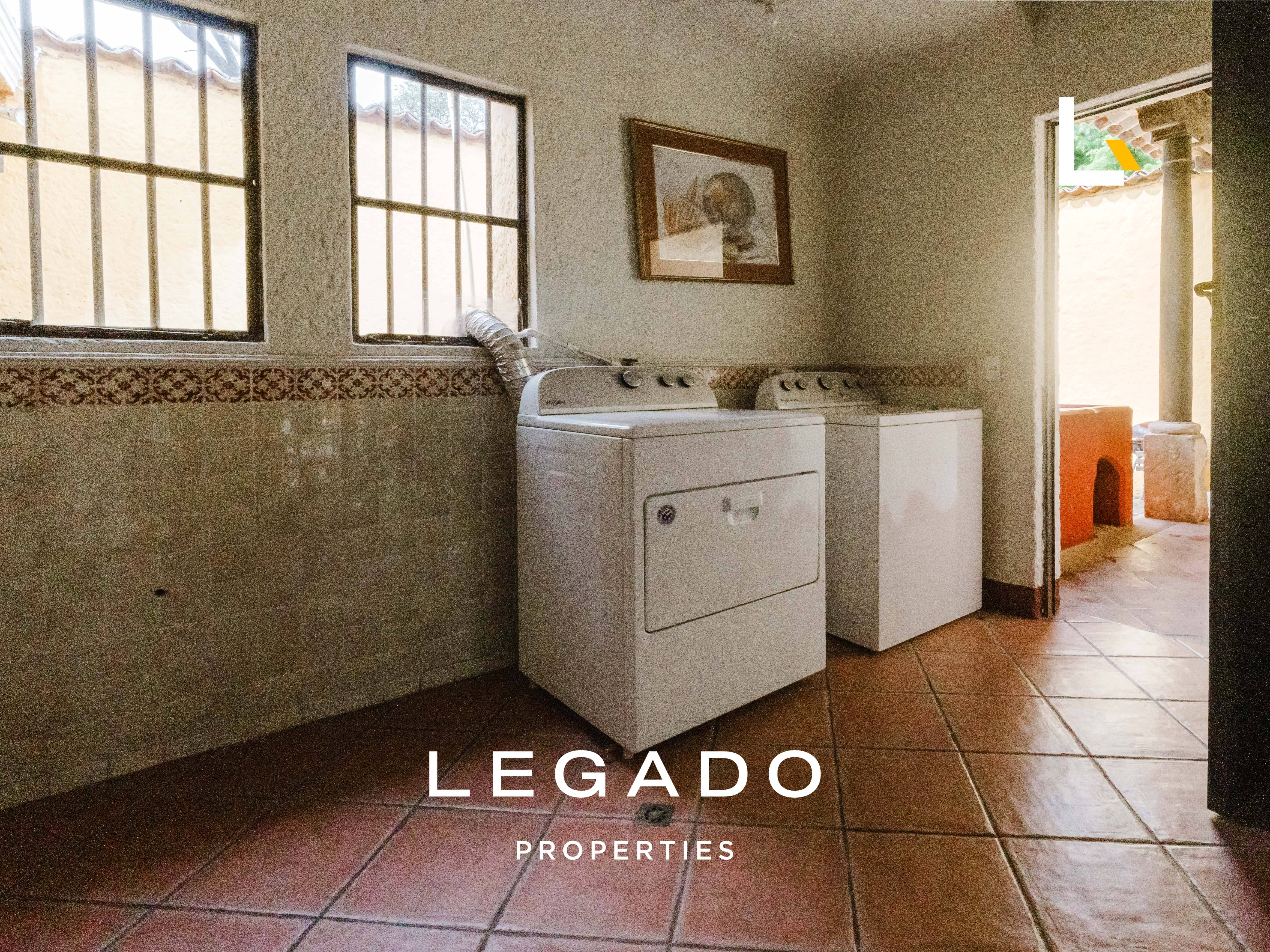CASA EN PASTORES, A 10 MINUTOS DE ANTIGUA GUATEMALA