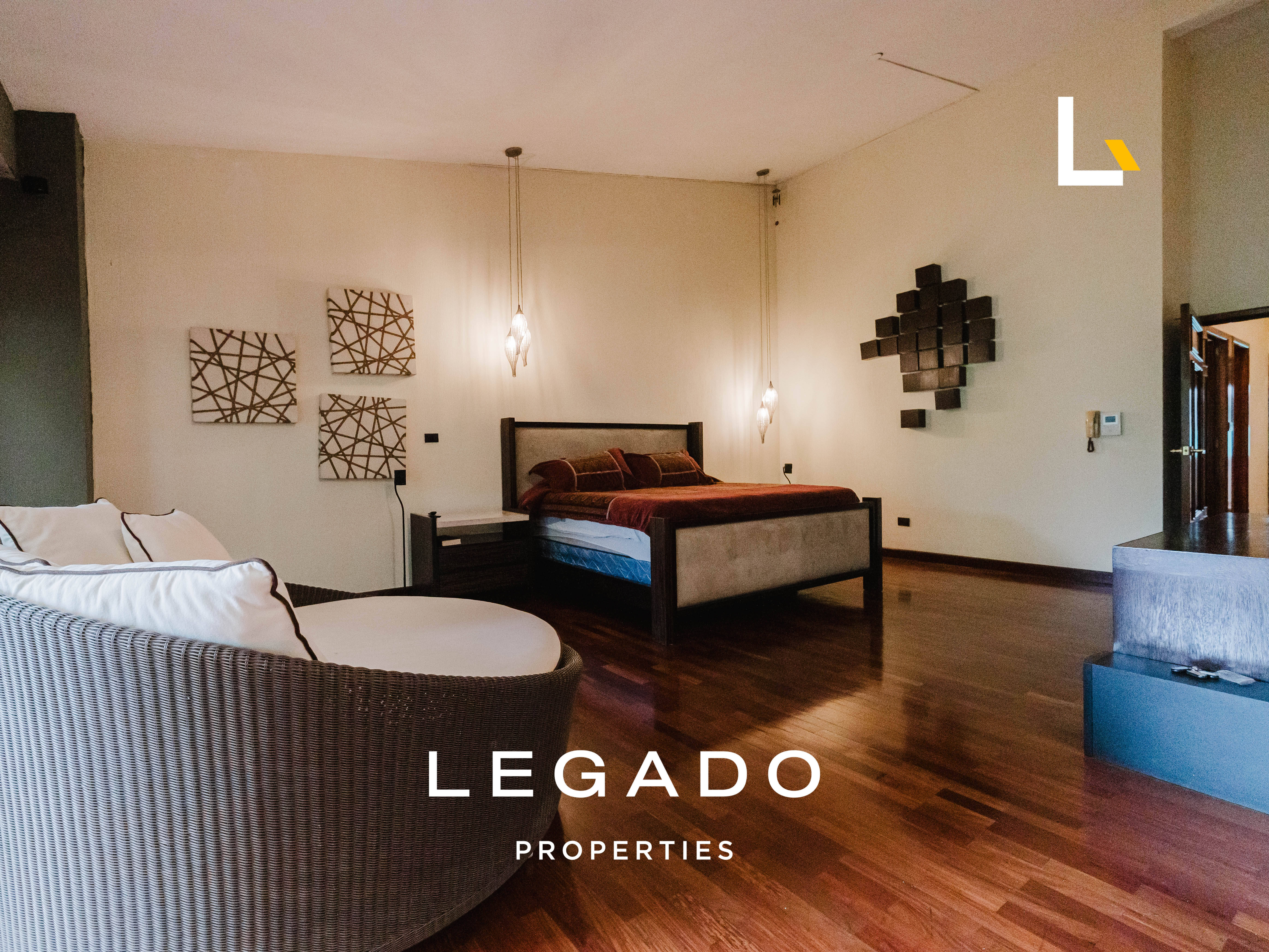 TOWNHOUSE ZONA 14, PREMIER CLUB
