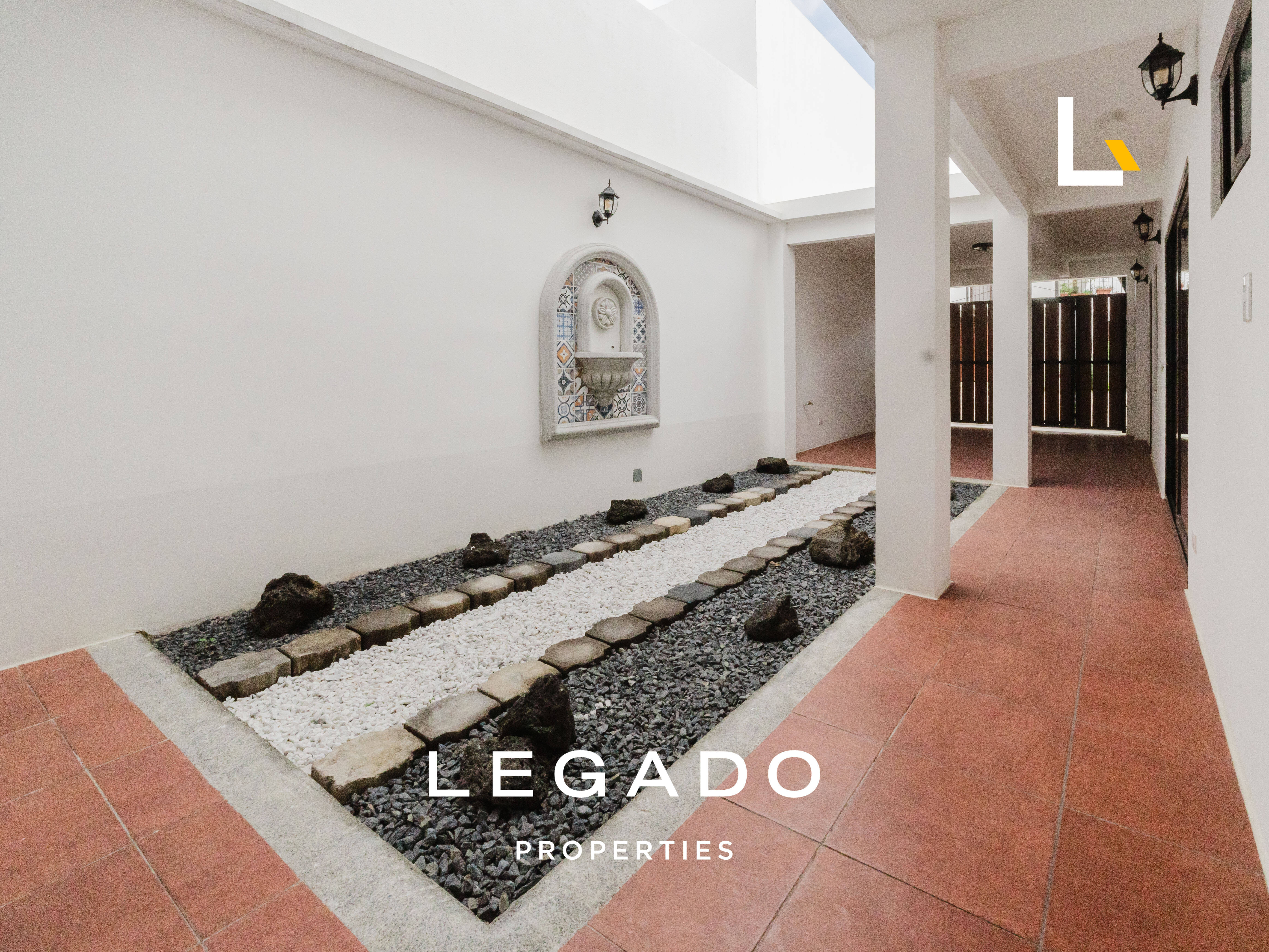 CASA PASEO SAN LORENZO, SACATEPEQUEZ