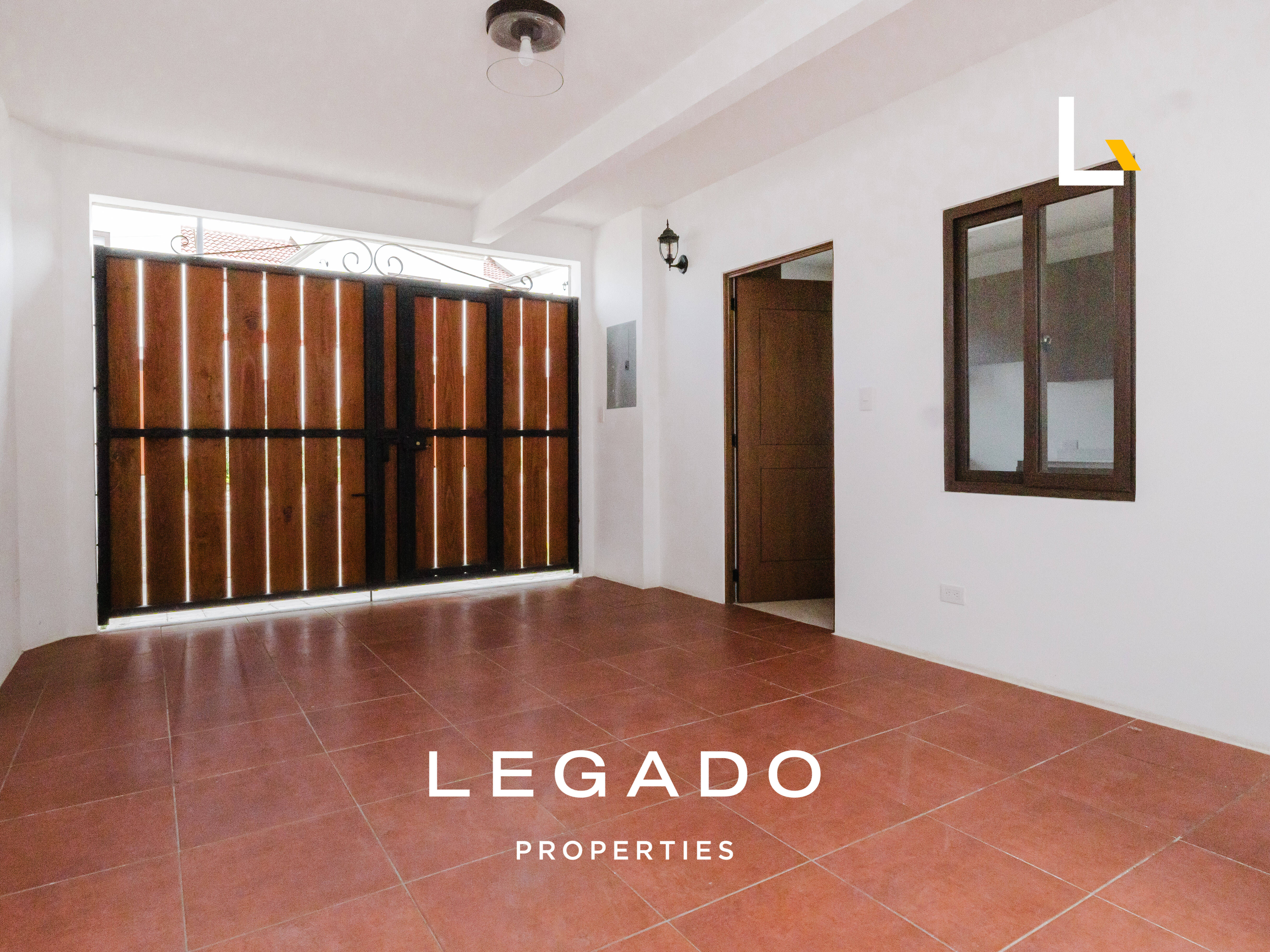 CASA PASEO SAN LORENZO, SACATEPEQUEZ