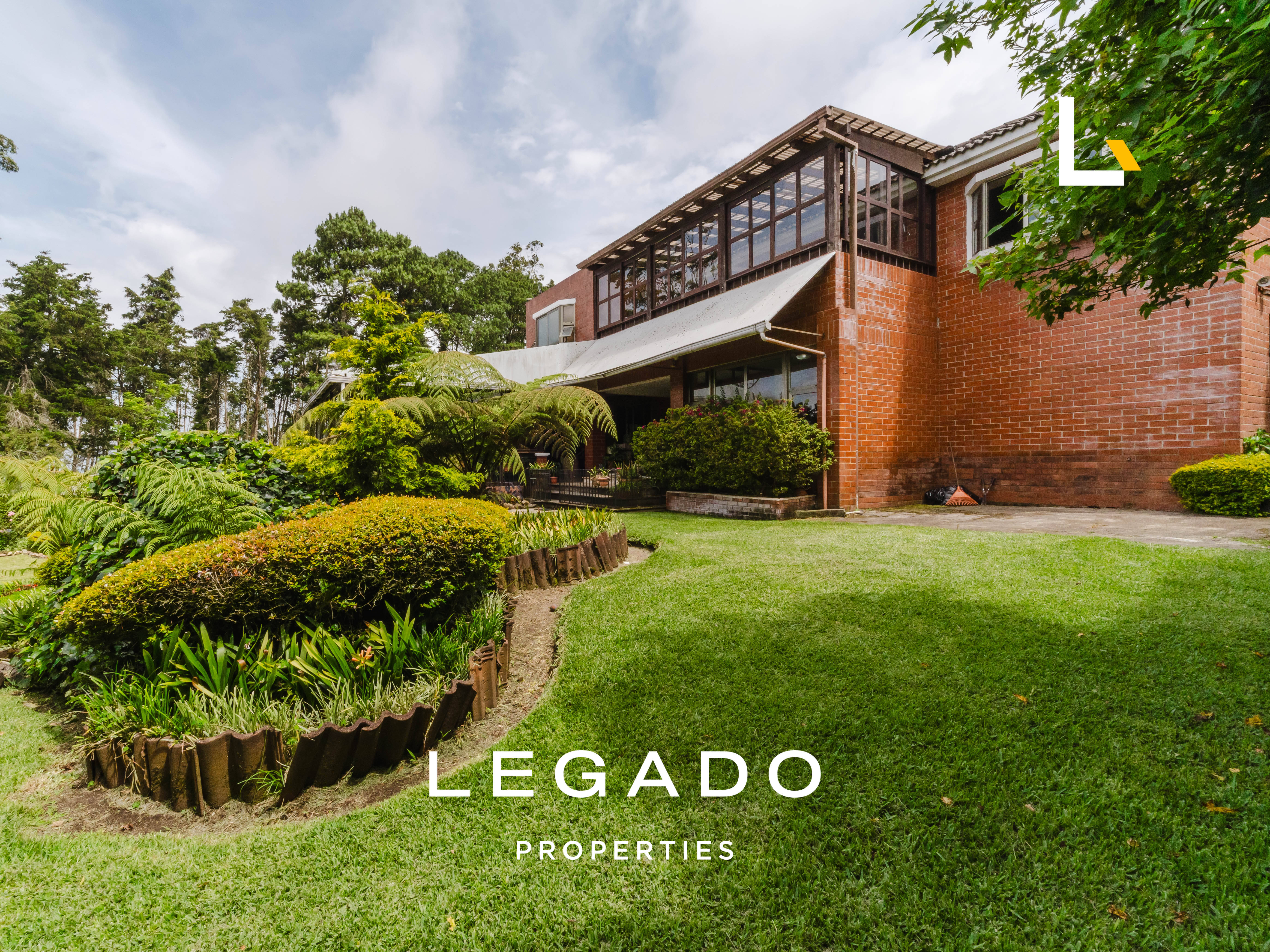 CASA CAES, CONDOMINIO LAS ALTURAS
