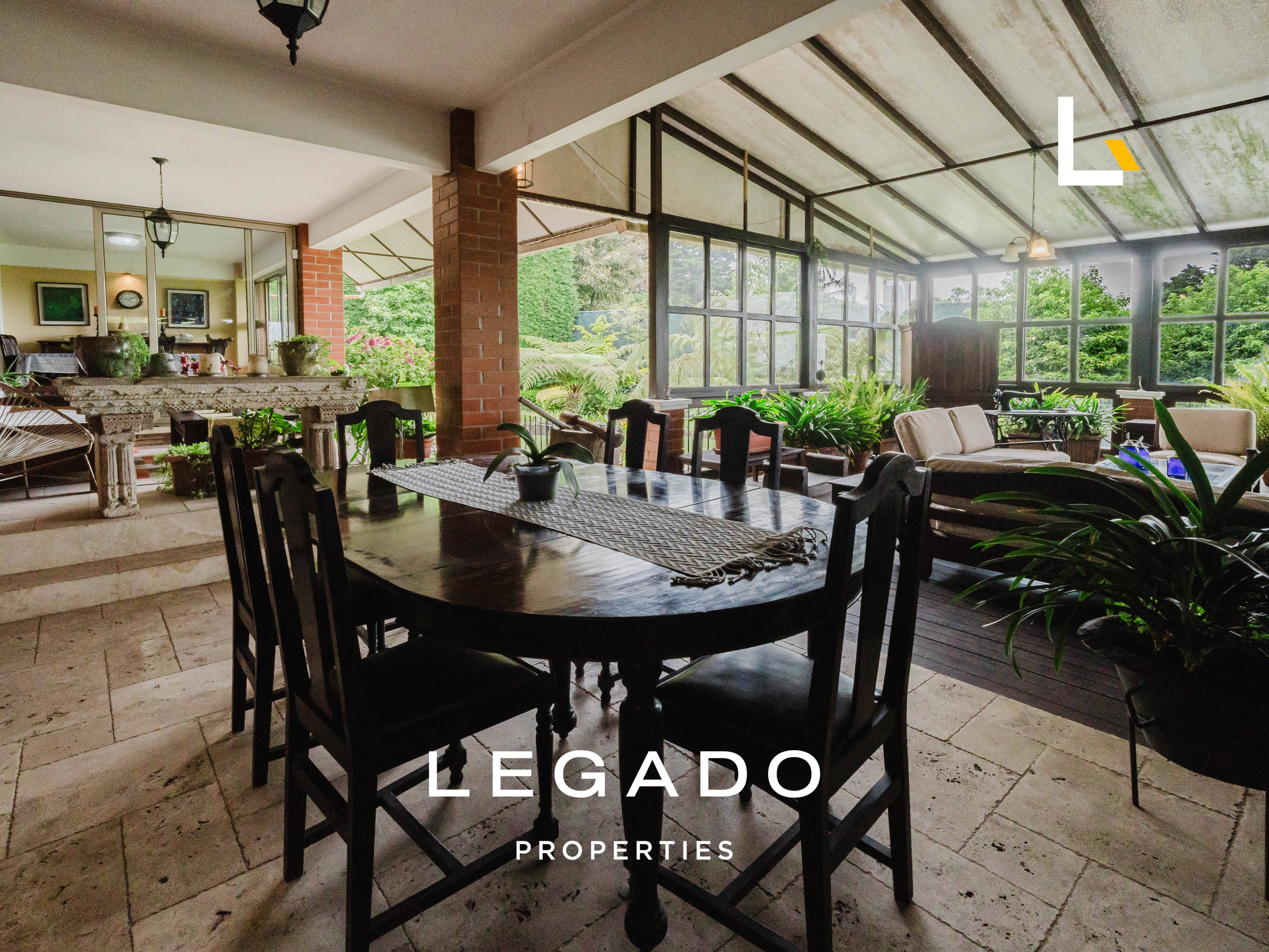 CASA CAES, CONDOMINIO LAS ALTURAS
