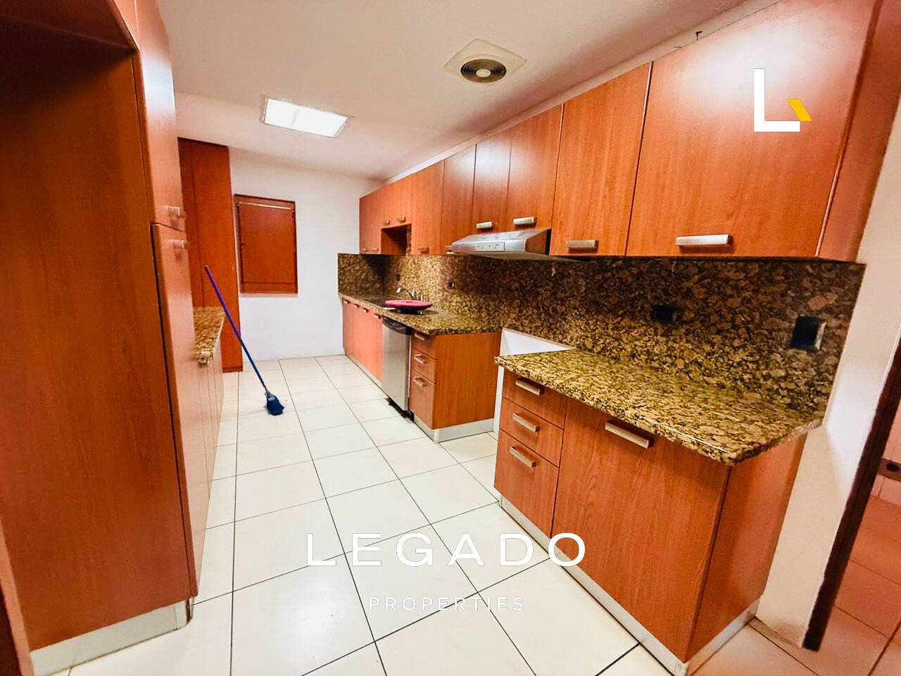 APARTAMENTO ZONA 14, EDIFICIO SAN ANGEL