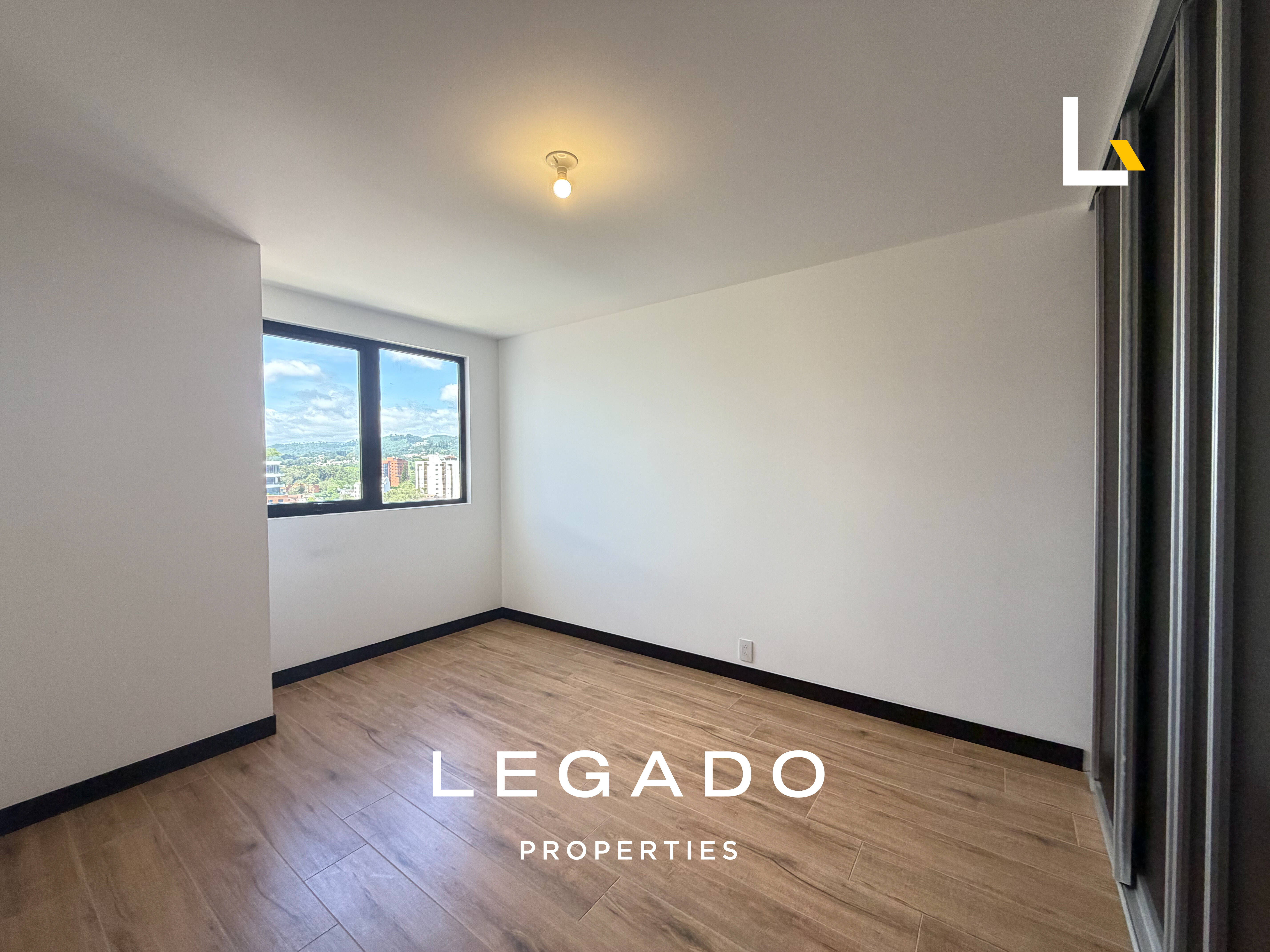 APARTAMENTO ZONA 15, EDIFICIO ALENA
